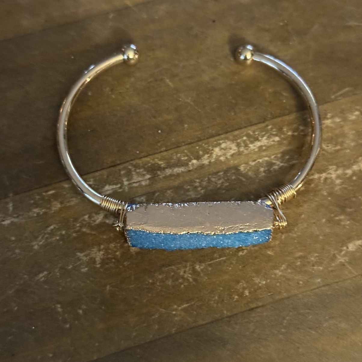 Other Gold tone blue druzy cuff bangle bracelet Size ONE SIZE - 8 Thumbnail