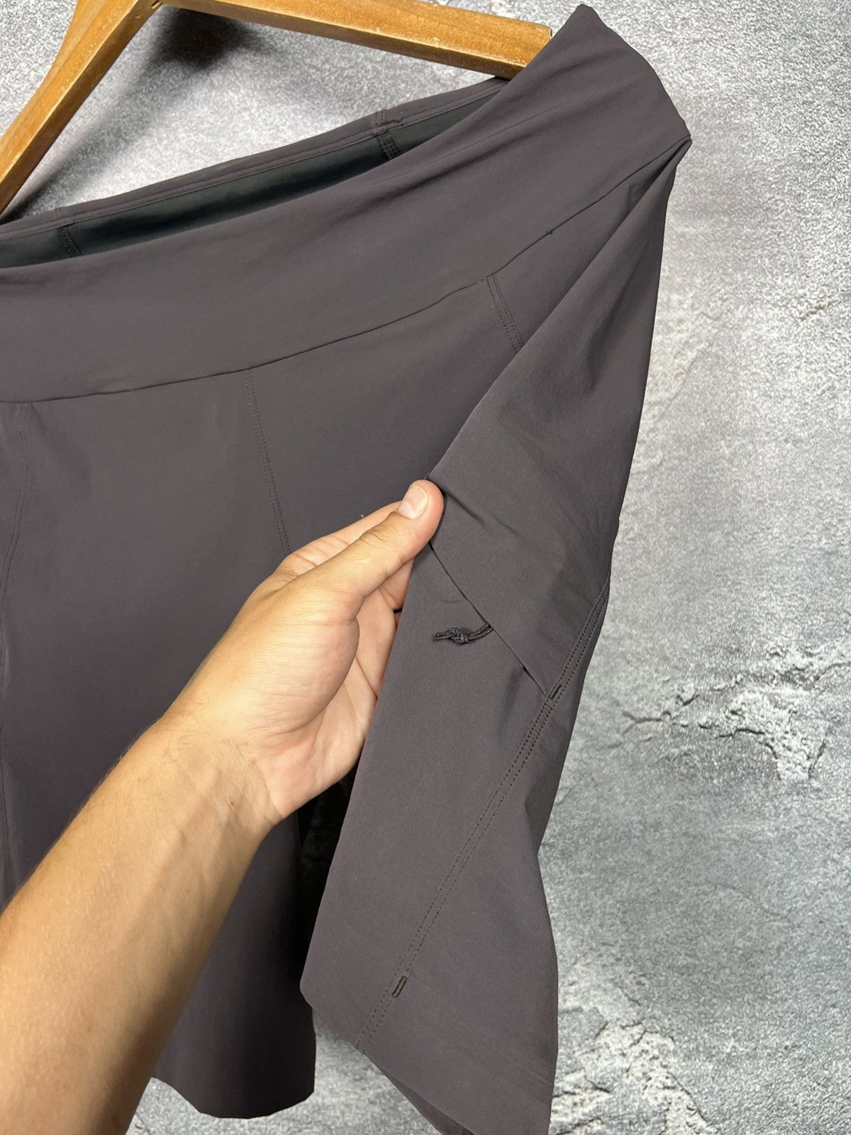 Arc'teryx Arcteryx Sabria Women’s Nylon Shorts Gorpcore Size 32" / US 10 / IT 46 - 7 Thumbnail