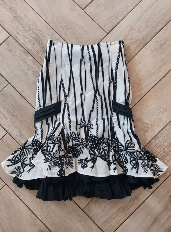 Karen Millen Karen Millen vintage skirt 10 Size 28" / US 6 / IT 42 - 4 Thumbnail