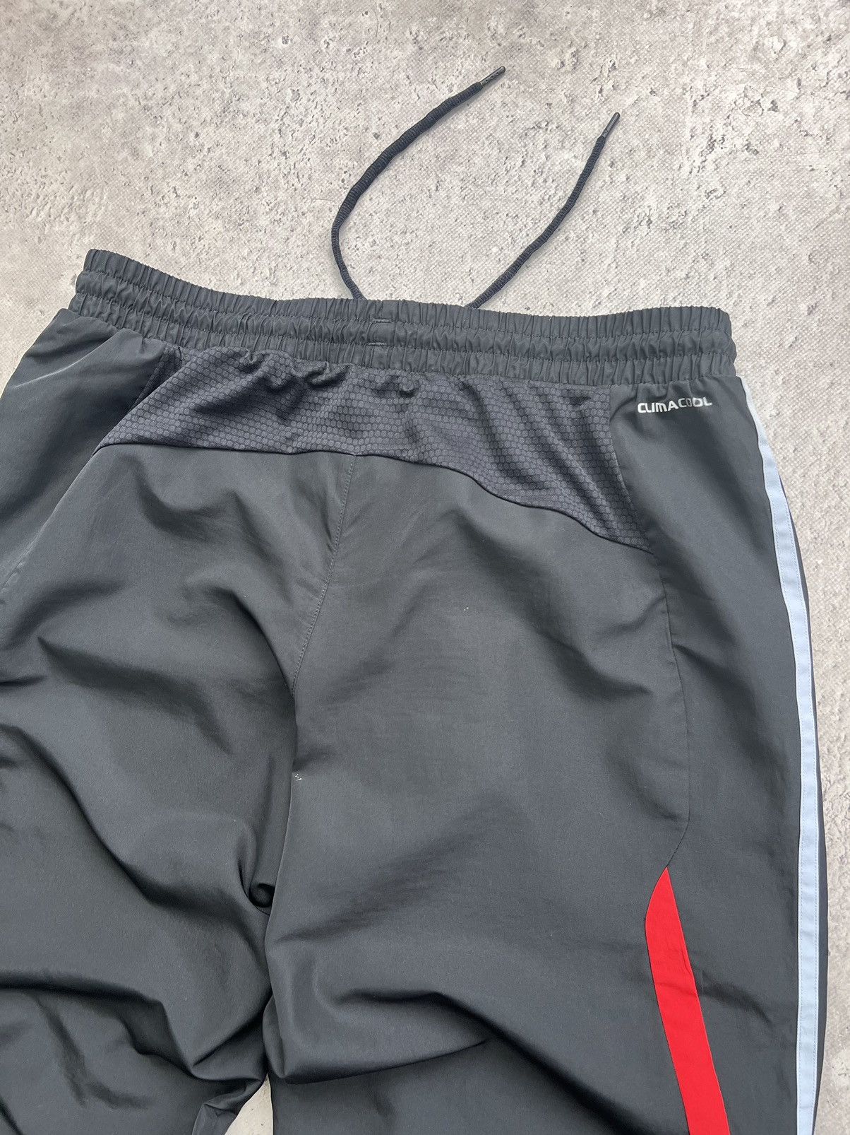 Adidas × Vintage Vintage Y2K Baggy Adidas Track drill Pants Size US 32 / EU 48 - 10 Thumbnail