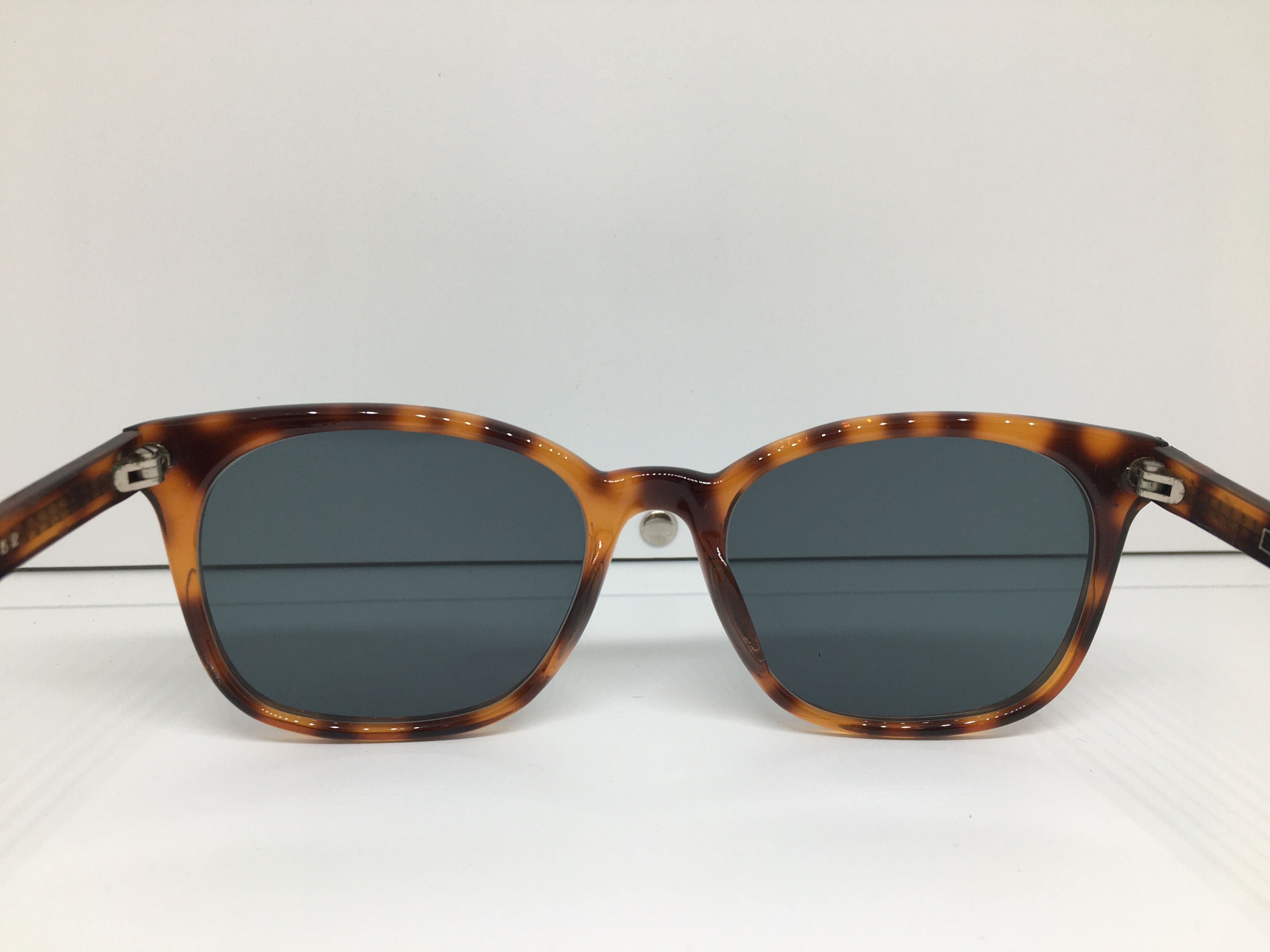 Vintage Vintage UOVO Tortoise Sunglasses Frame Size ONE SIZE - 5 Thumbnail