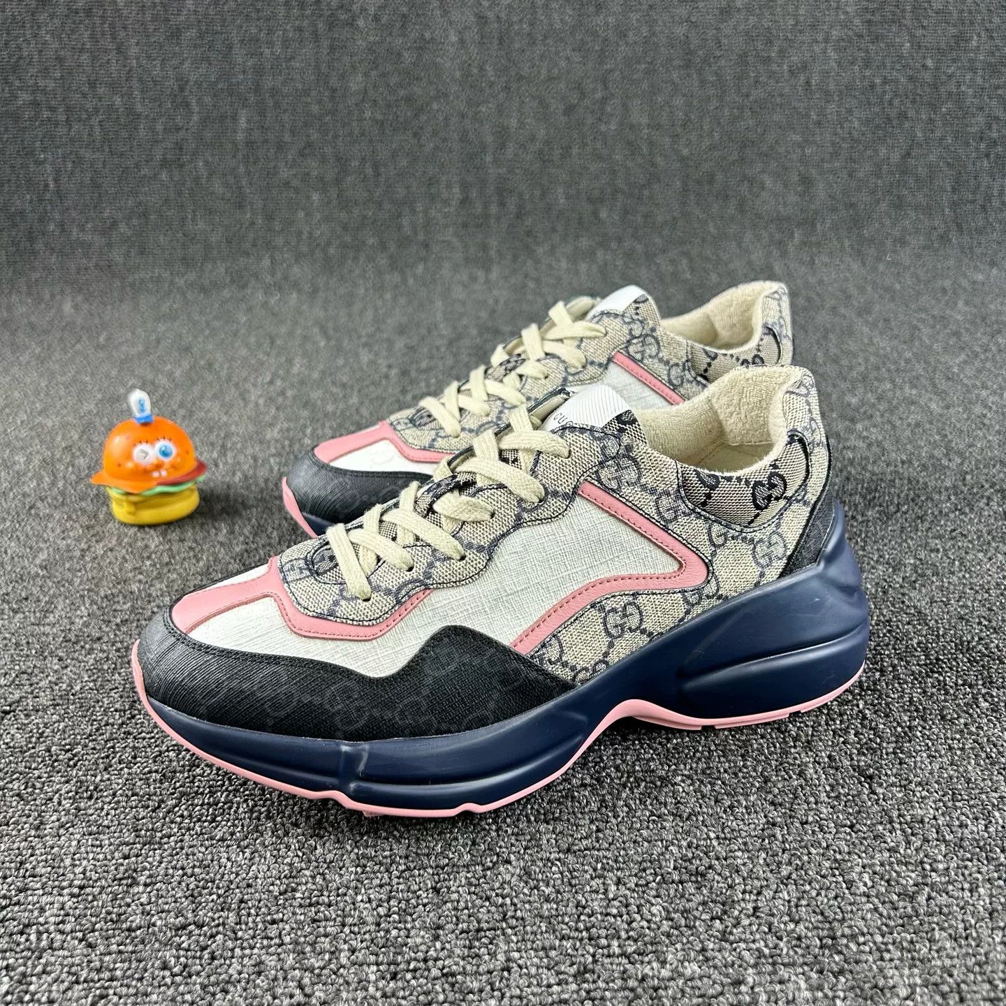 Gucci Gucci All-Over Print Dad Shoes Size US 6 / IT 36 - 1 Thumbnail
