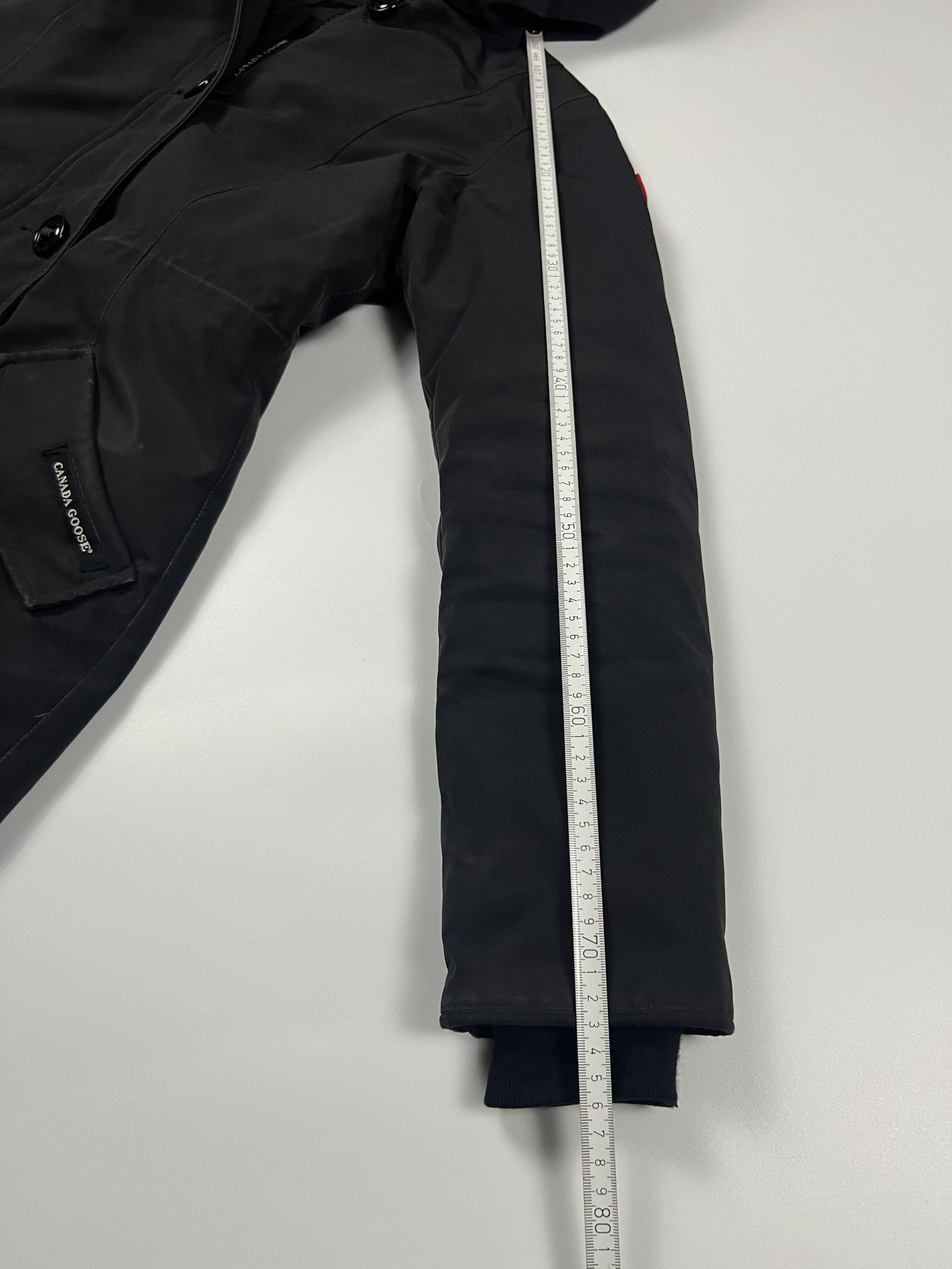 Canada Goose canada goose puffer parka size S-M luxury Size S / US 4 / IT 40 - 10 Thumbnail