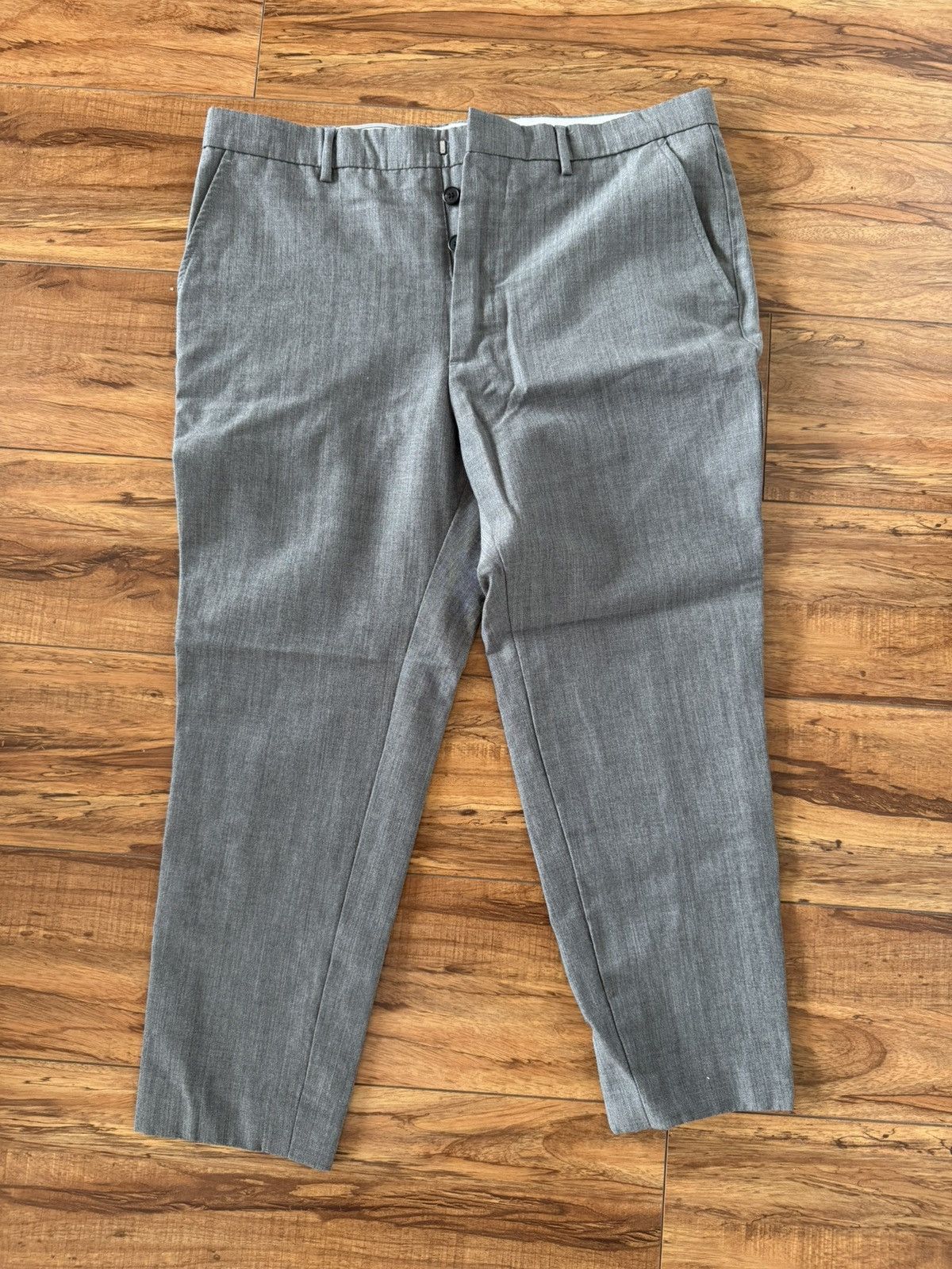 AMI AMI Alexandre Mattiussi Grey Cropped Trousers (Size 44) Size US 30 / EU 46 - 3 Thumbnail