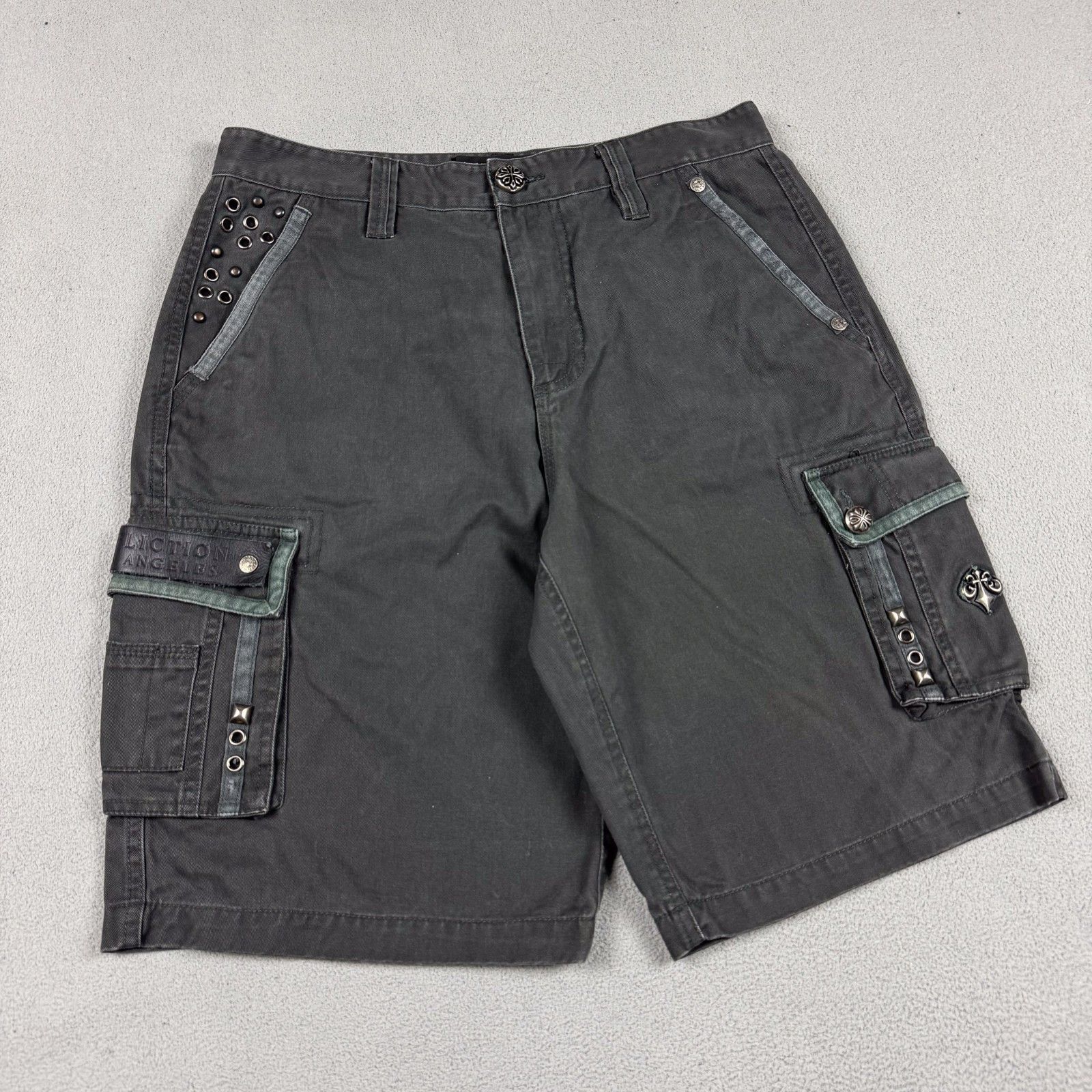 Affliction Affliction Cargo Shorts 32 Chrome Cybergrunge Y2K Mallgoth Size US 32 / EU 48 - 3 Thumbnail