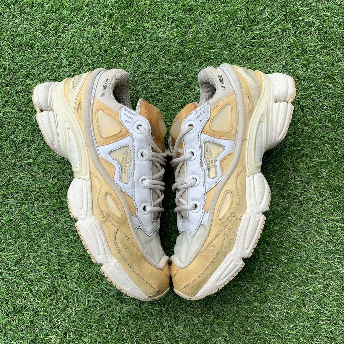 Adidas × Raf Simons Adidas Raf Simons Ozweego Bunny Cream Size US 8.5 / EU 41-42 - 4 Thumbnail