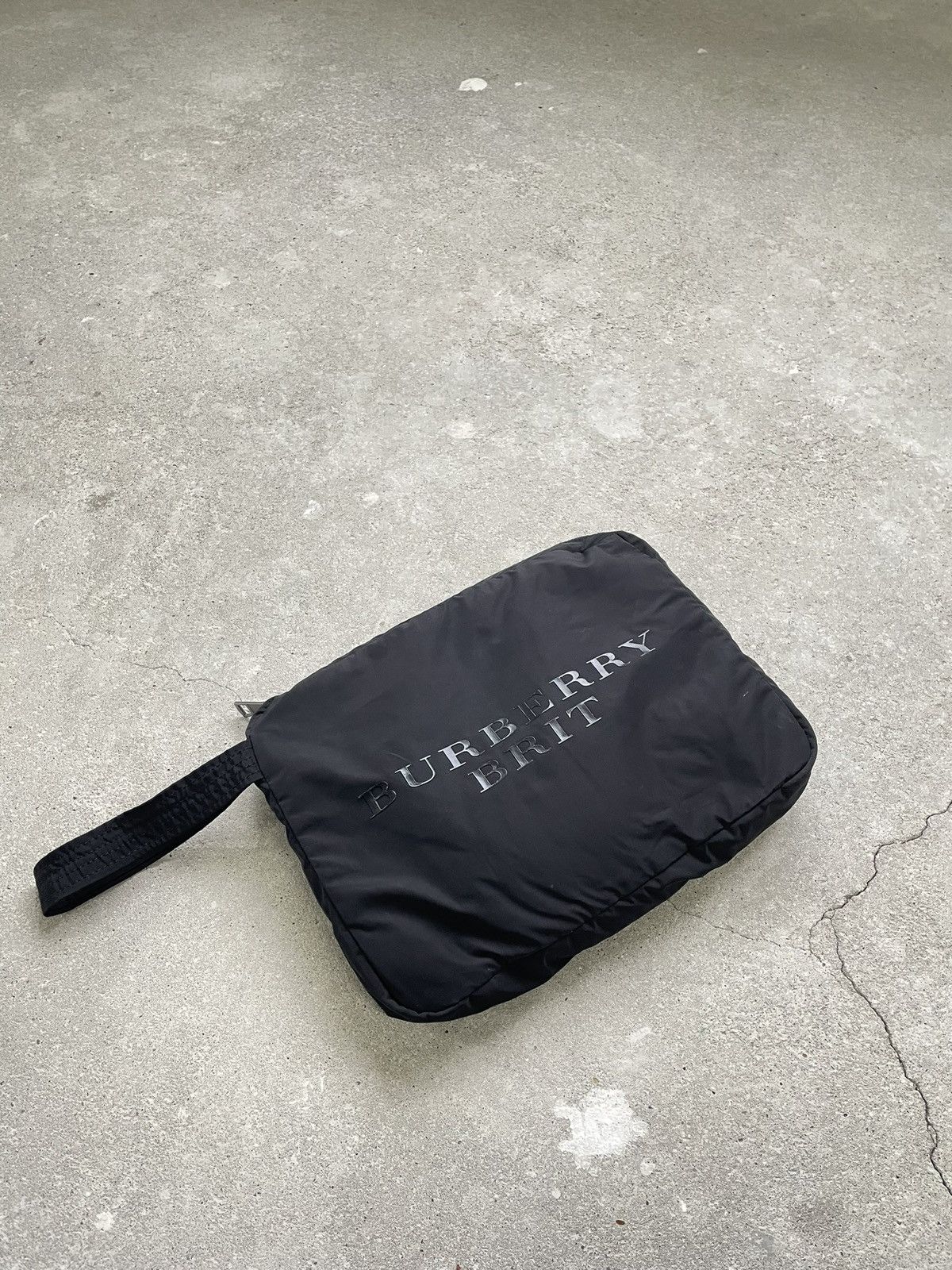 Burberry Burberry Brit clutch hand bag black nylon Size ONE SIZE - 1 Thumbnail