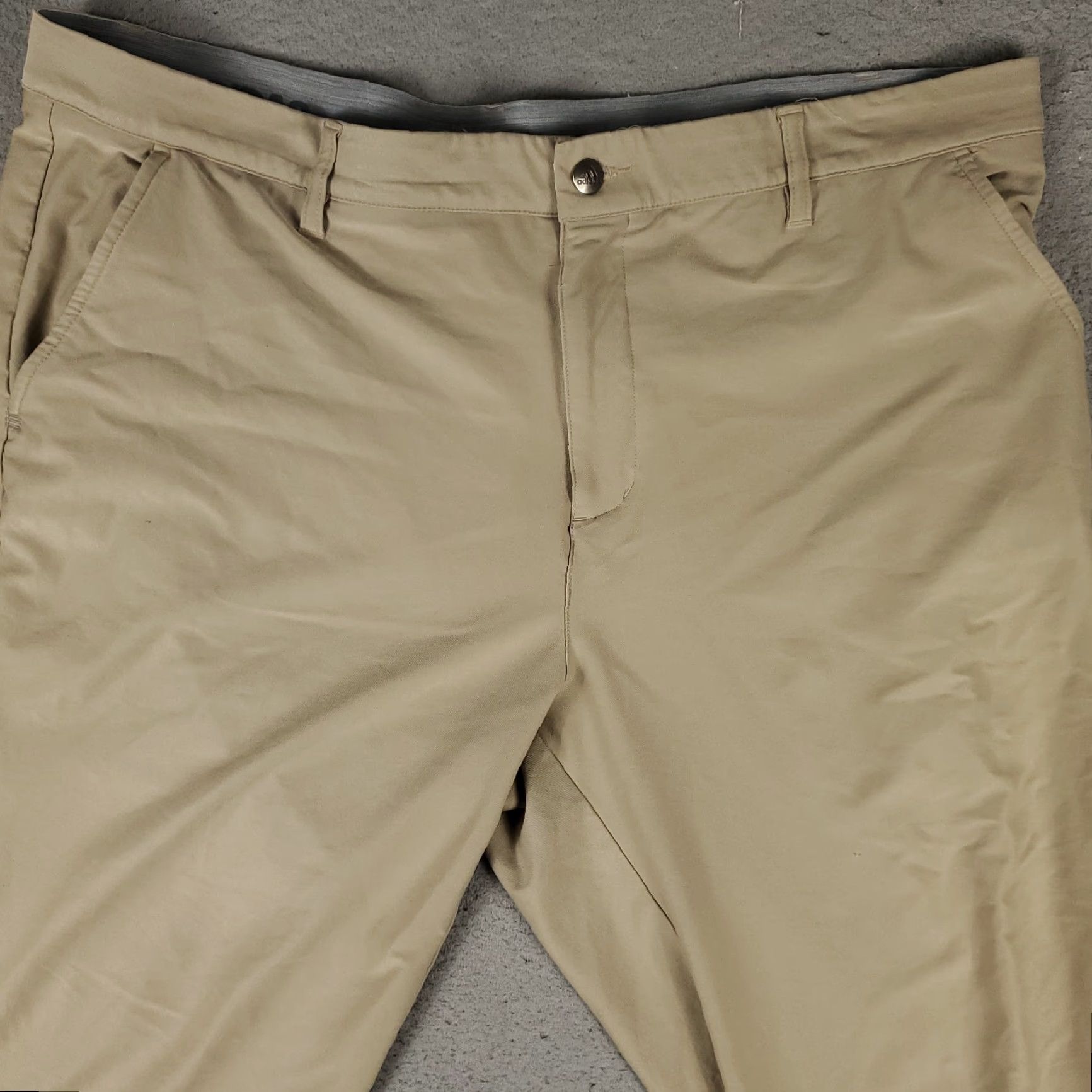 Adidas Adidas Pants Mens 40x30 Beige Casual Golf Flat Front Chino Trousers Size US 40 / EU 56 - 2 Thumbnail