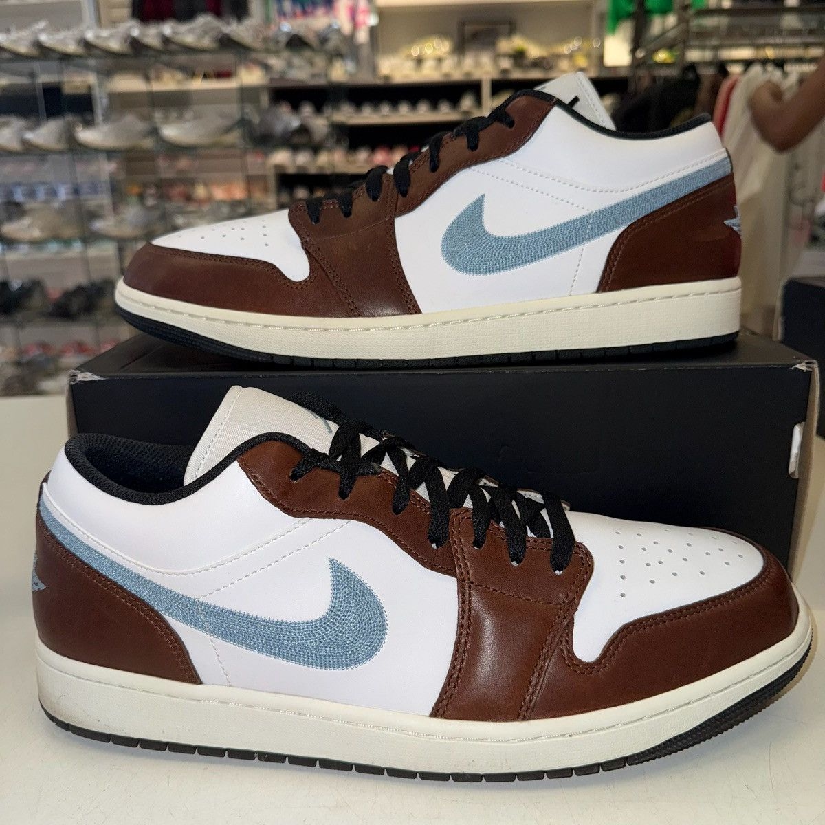 Jordan Brand × Nike Size 13 - Nike Air Jordan Retro 1 Low White Brown FQ7832-142 Size US 13 / EU 46 - 1 Thumbnail