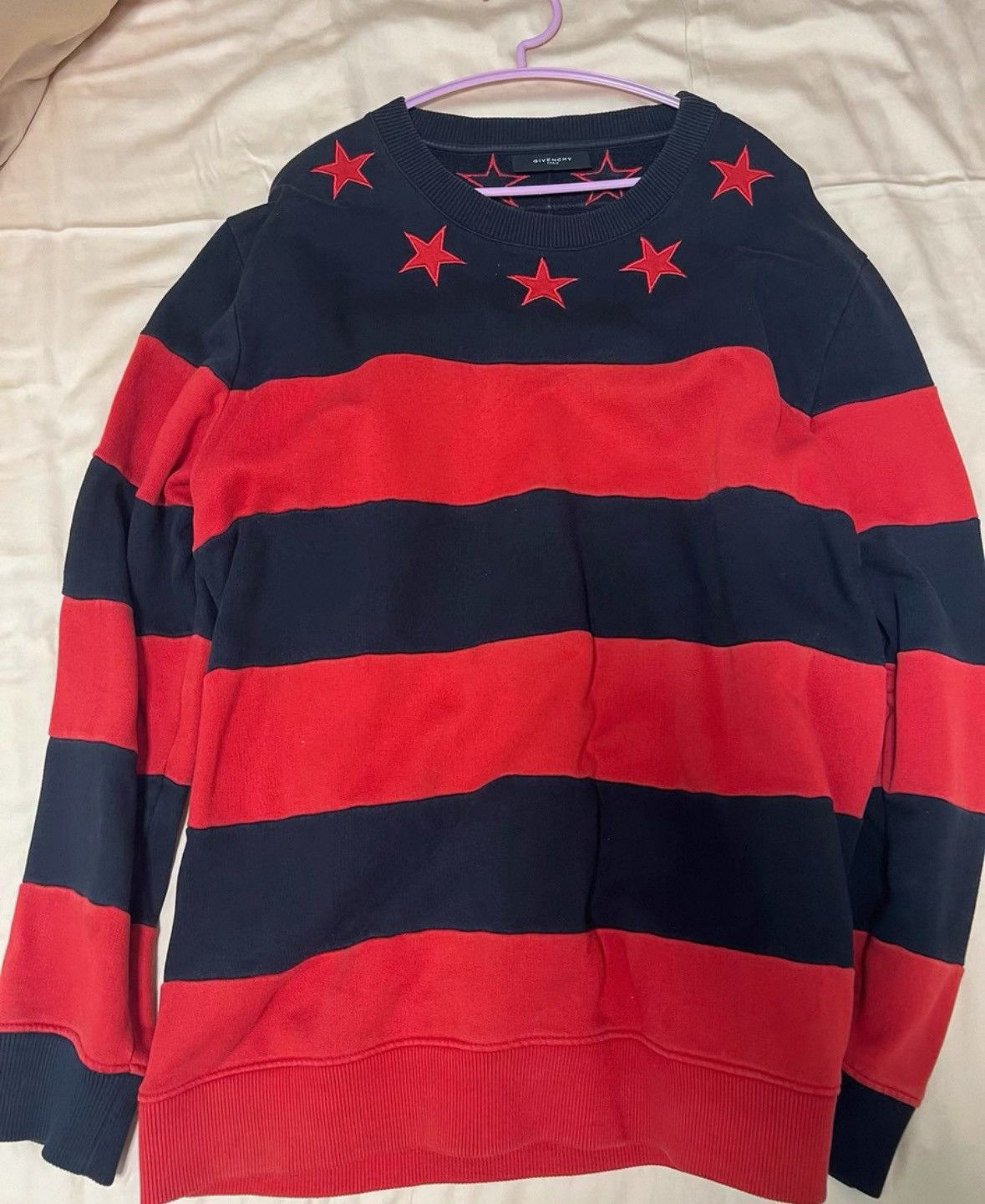 Givenchy Givenchy size L Black and red five-star sweatshirt Size US L / EU 52-54 / 3 - 1 Thumbnail