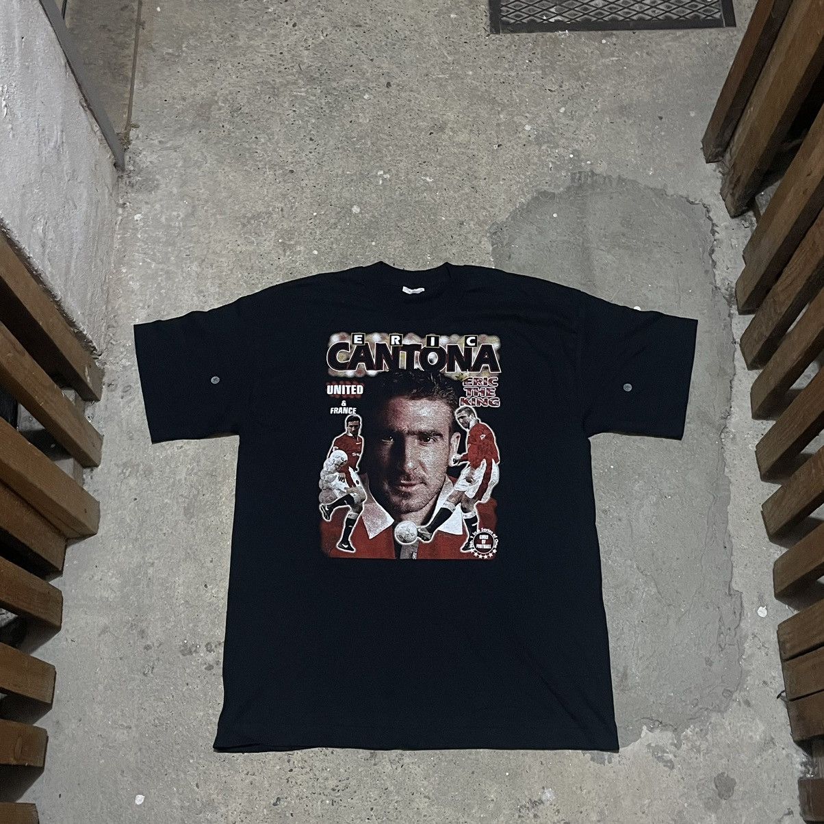 Vintage 90s eric cantona t-shirt Manchester United