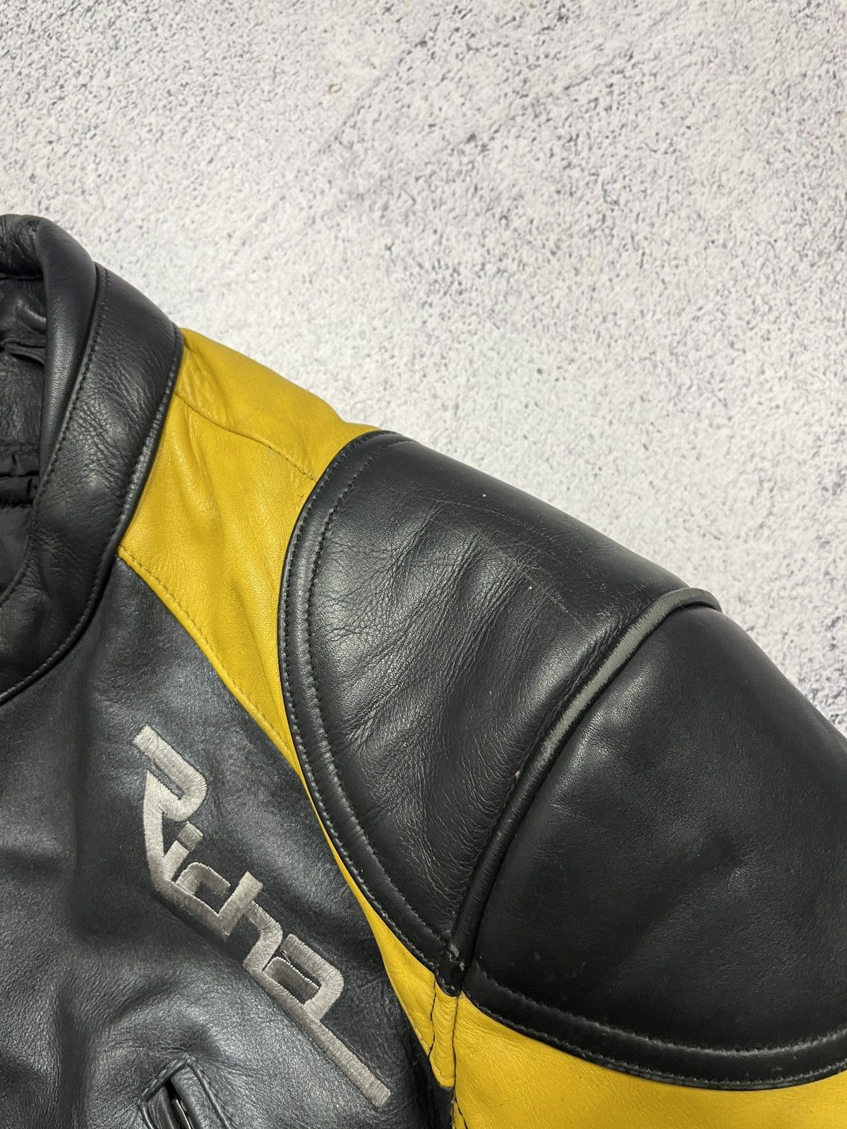 Genuine Leather Richa Black Moto Leather Jacket Vintage Racing Bike Size US S / EU 44-46 / 1 - 12 Thumbnail