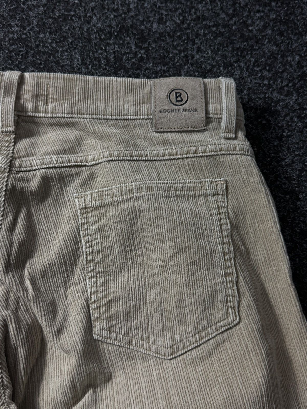 Bogner × Japanese Brand Vintage 90s style velvet Bogner Y2K sweatpants casual pants Size US 30 / EU 46 - 15 Thumbnail