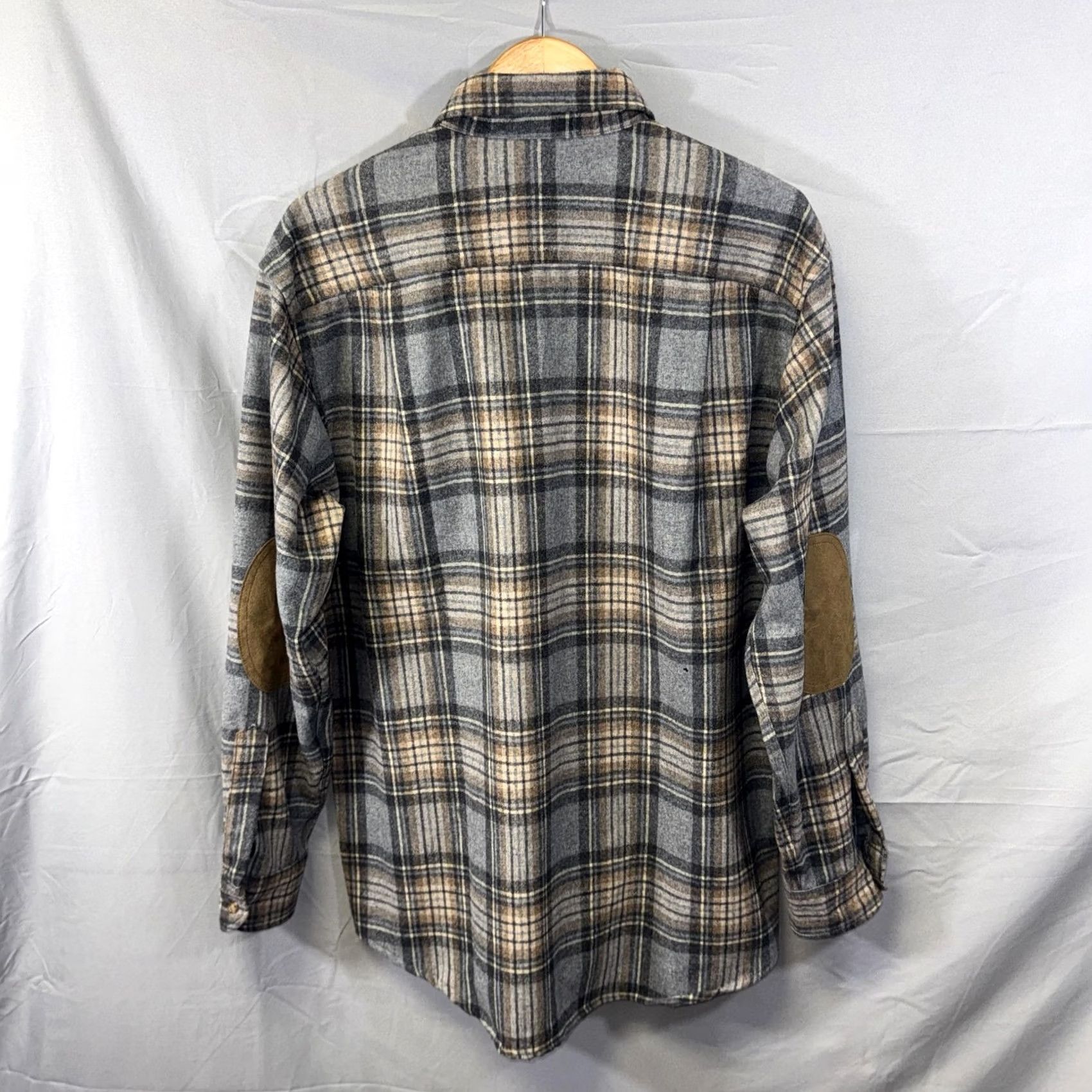 Pendleton Pendleton Shirt Mens Large Gray Tan Plaid 100% Virgin Wool Lined Elbow Patches Button-Up Wool Suede Pocket Size US L / EU 52-54 / 3 - 2 Thumbnail