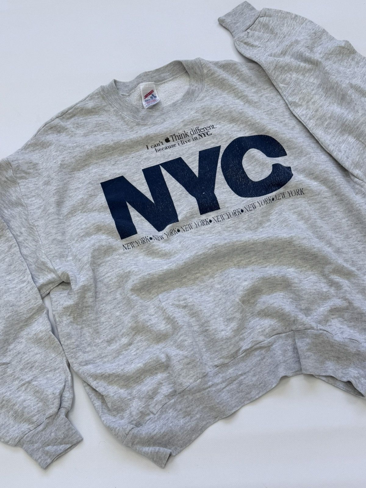 Apple Vintage 90s Apple NYC Graphic Sweatshirt Size US XL / EU 56 / 4 - 1 Thumbnail