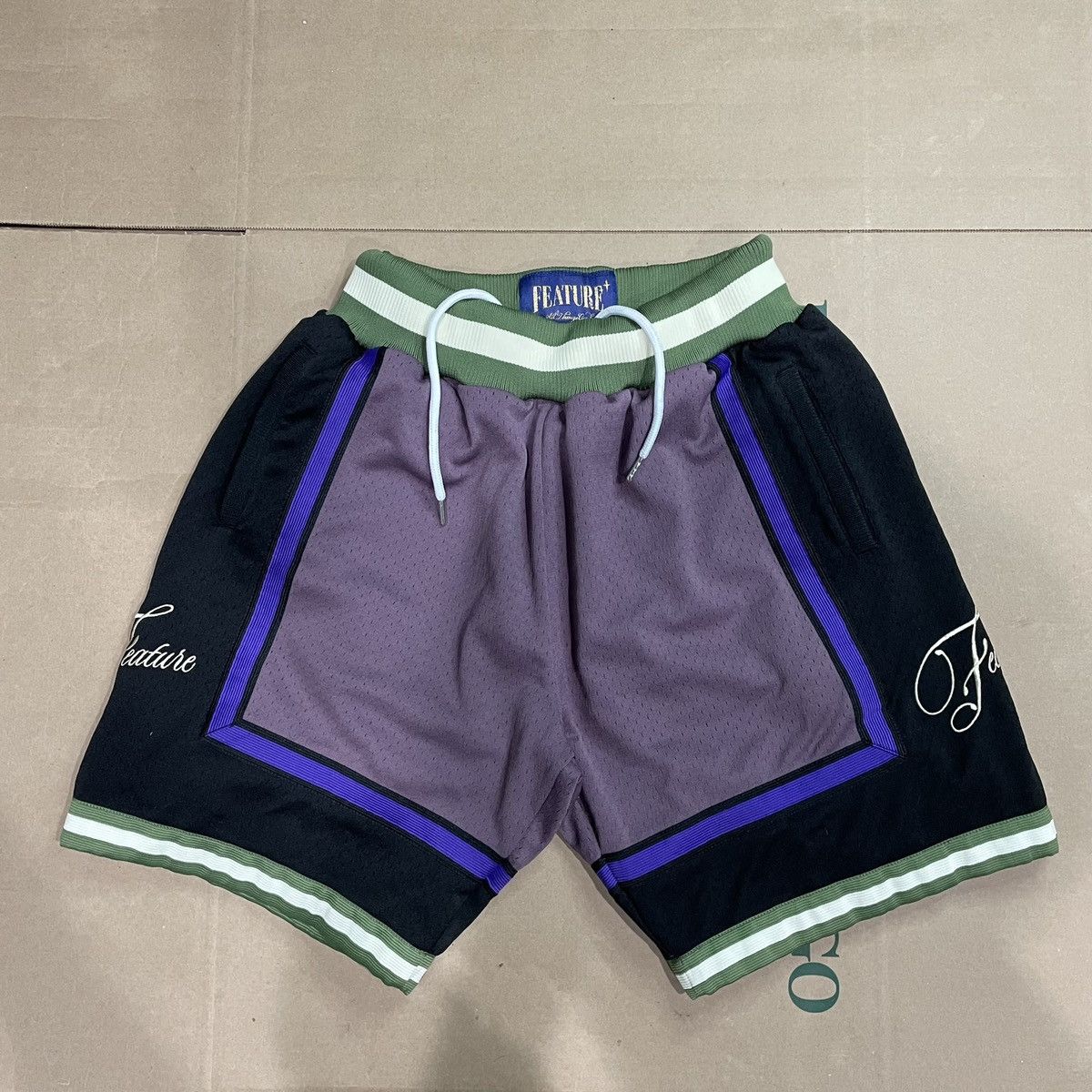 Feature × Mitchell & Ness × Streetwear Mitchell & Ness x Feature ...
