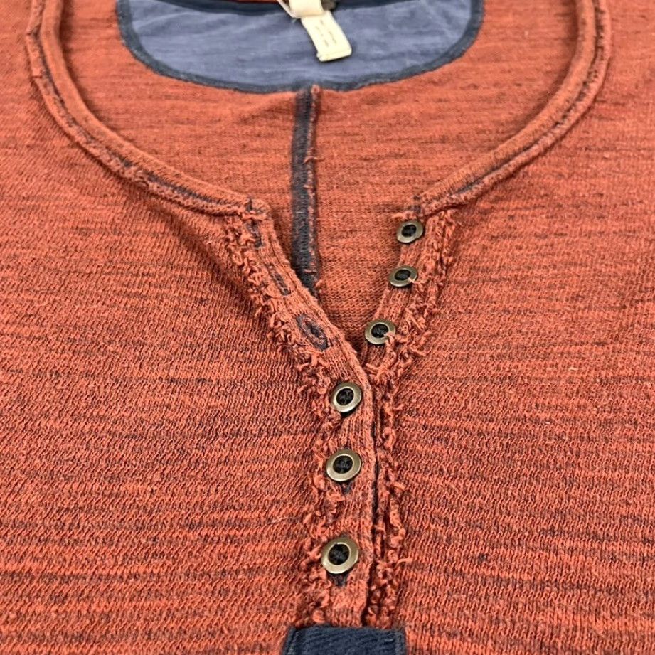 Free People FREE PEOPLE Top Womens PS Small Beach Haven Rusty Red Henley Tee Cotton Roll Tab Shirt Petite Womens Mens? Size S / US 4 / IT 40 - 3 Thumbnail