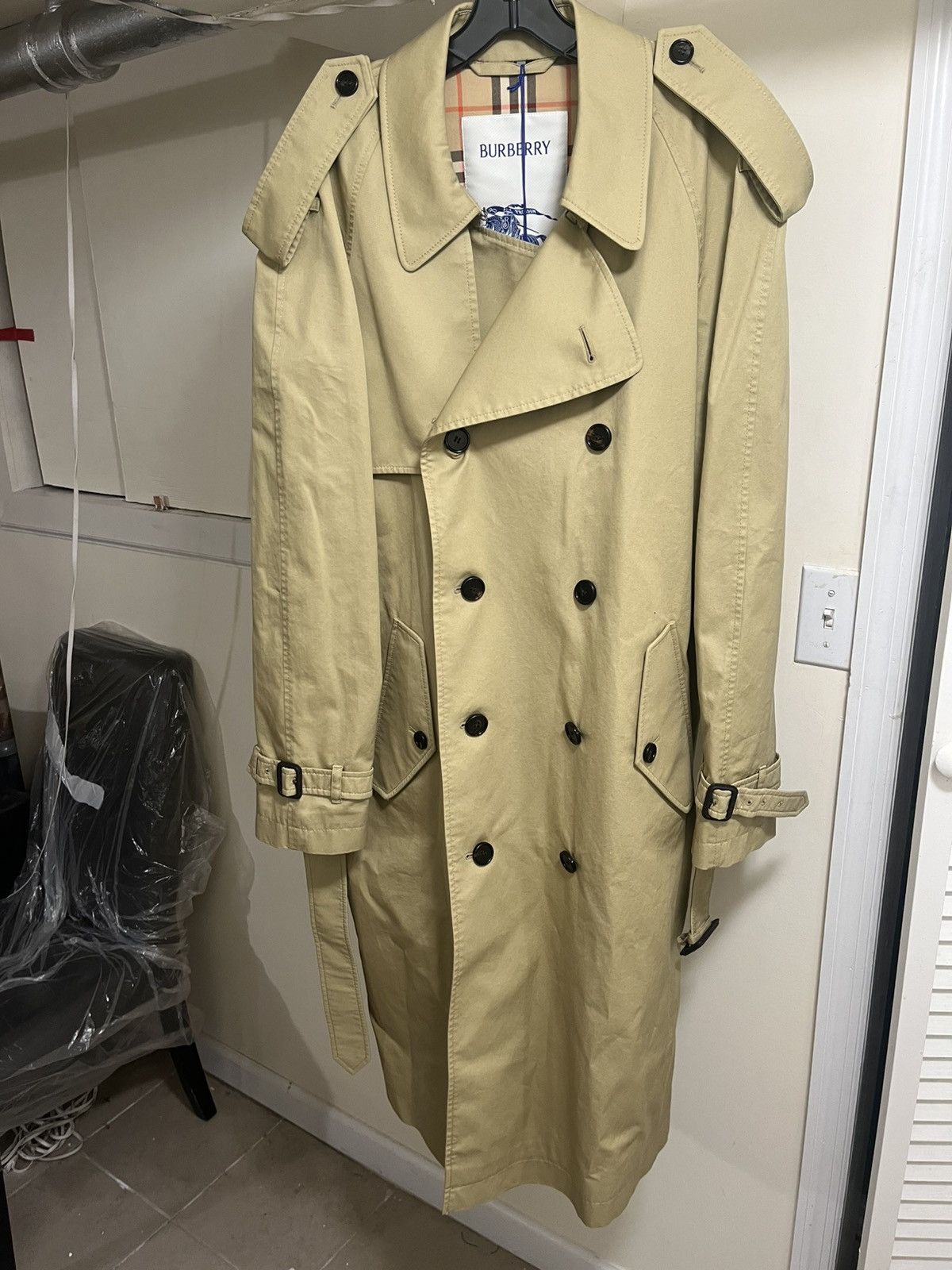 Burberry Prorsum Burberry Men’s Mid-Length Gabardine Trench Coat Sz 48 Size US M / EU 48-50 / 2 - 13 Thumbnail