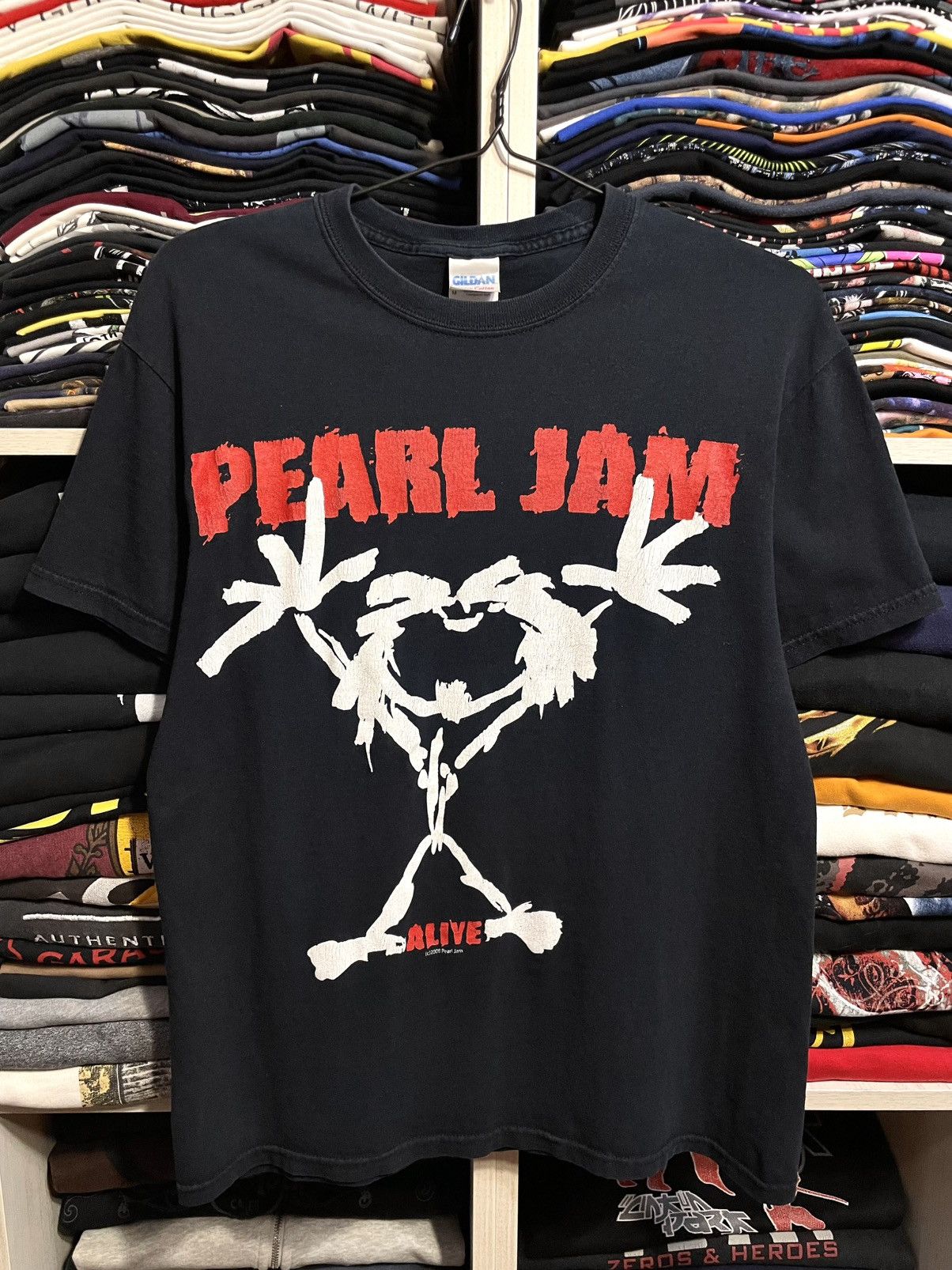Band Tees Vintage 00s Pearl Jam Alive Stickman Rock Band T-Shirt Size US M / EU 48-50 / 2 - 9 Thumbnail