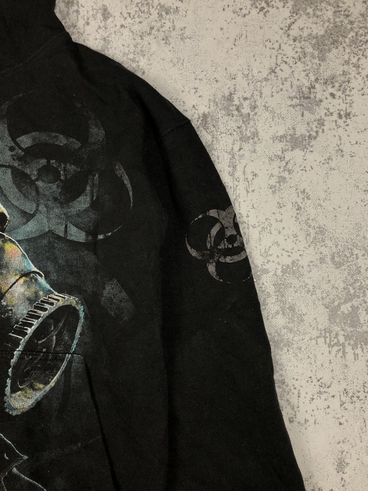 Vintage 🔥 Biohazard Gas Mask Skull Hoodie Dark Apocalypse Size US M / EU 48-50 / 2 - 3 Thumbnail