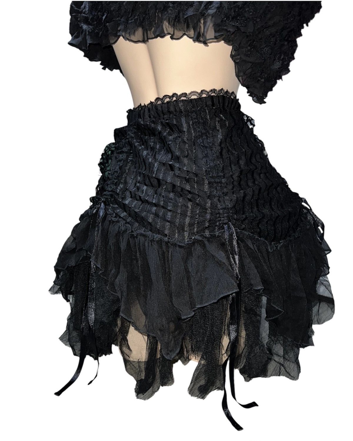 Japanese Brand Algonquins goth queen lace bustle layer skirt 👾☠️ Size 27" / US 4 / IT 40 - 3 Thumbnail