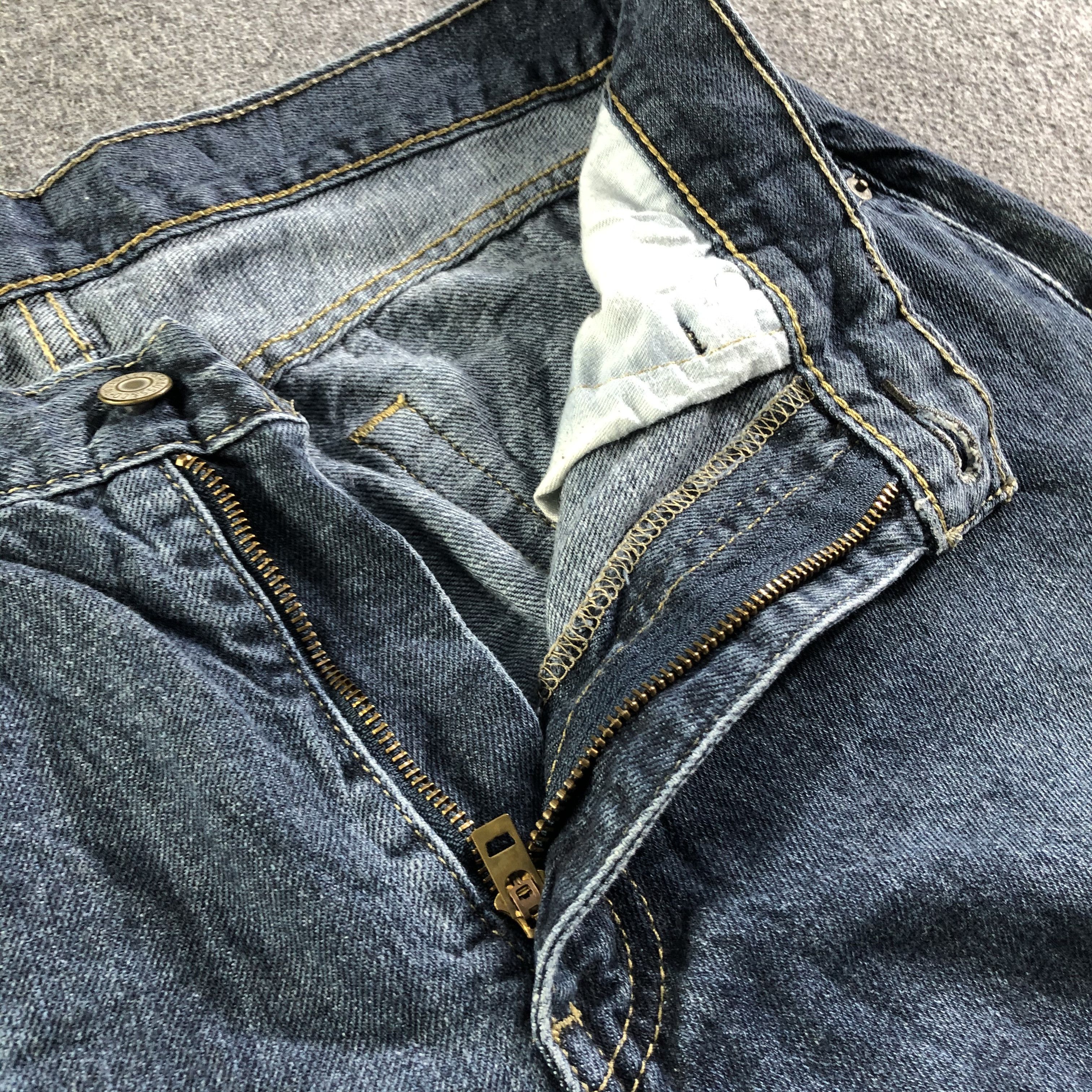 Levi's Vintage Levis 505 Jeans-J4458 Size US 33 - 7 Thumbnail