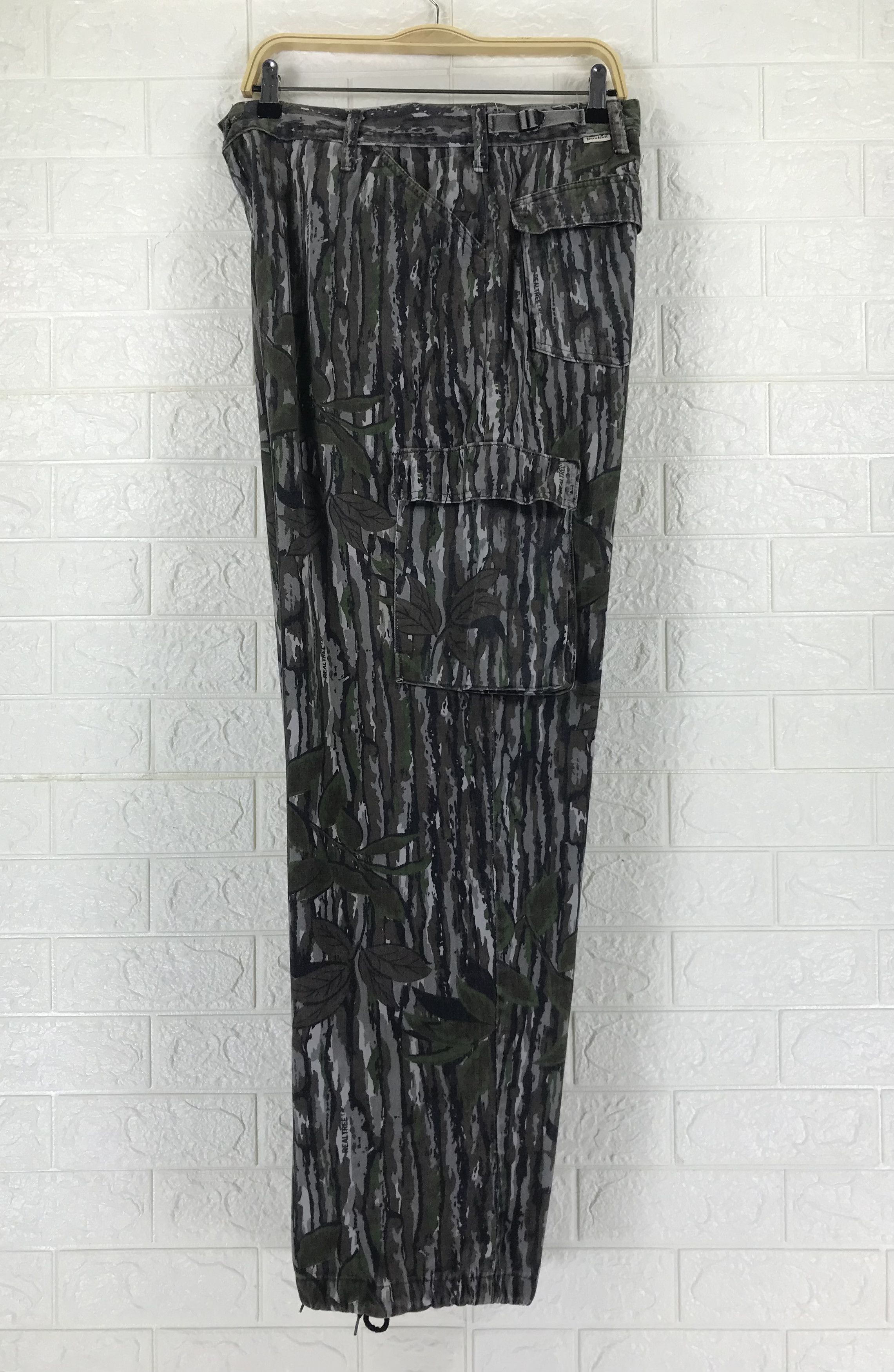 Vintage Duxbak Realtree Camo Multipocket Cargo Pants