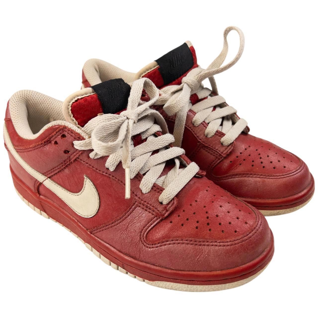 Nike Vintage Nike Dunk Trainers Women's Size UK 2.5 Size US 12 / IT 42 - 3 Thumbnail