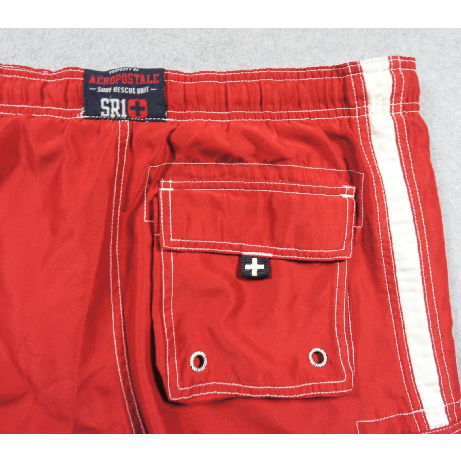 Vintage VINTAGE Aeropostale Shorts Mens 34 Red Boardshorts Swim Cargo Pockets Y2K Adult Mens Size US 34 / EU 50 - 5 Thumbnail