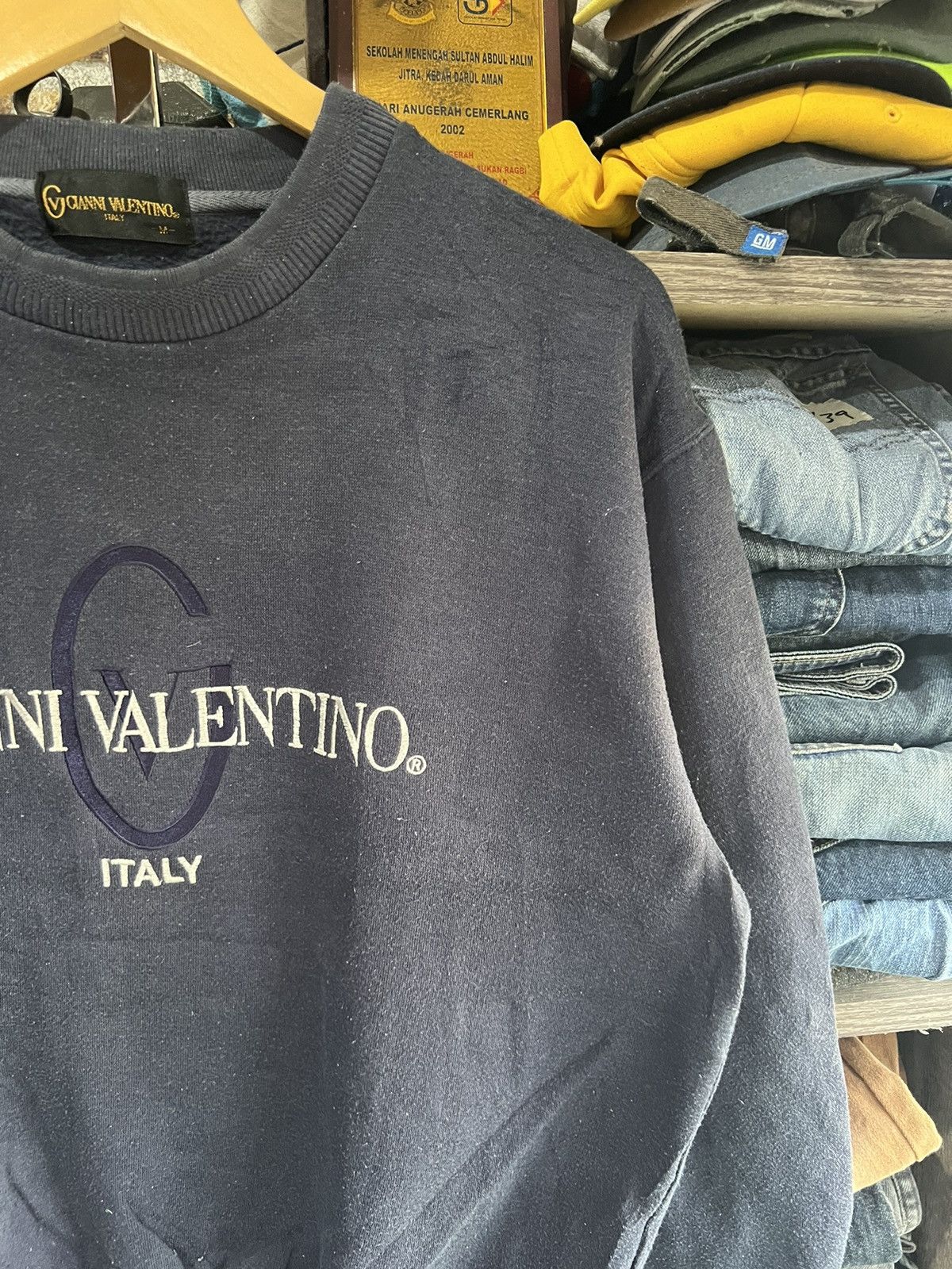 Gianni Valentino 🔥Vintage Gianni Valentino Italy Crewneck Sweatshirt Size US M / EU 48-50 / 2 - 6 Thumbnail