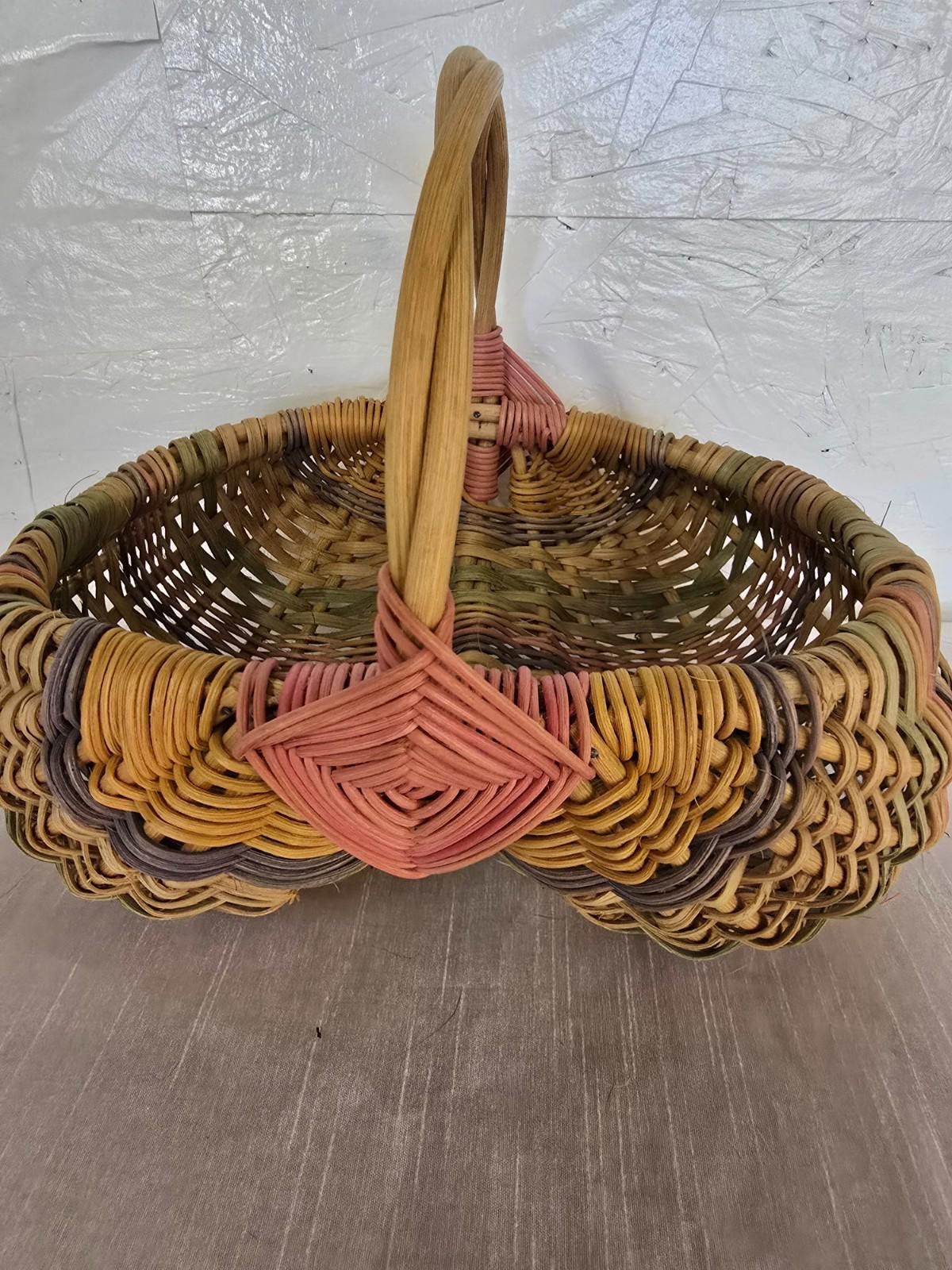 The Unbranded Brand Egg Gathering Buttock Basket 11" x 8" x 8" Vintage Find Size ONE SIZE - 4 Thumbnail