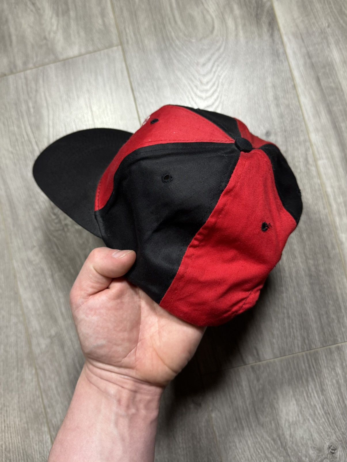 NBA × Vintage Vintage Chicago Bulls 90’s Pinwheel Red Black Snapback Size ONE SIZE - 3 Thumbnail