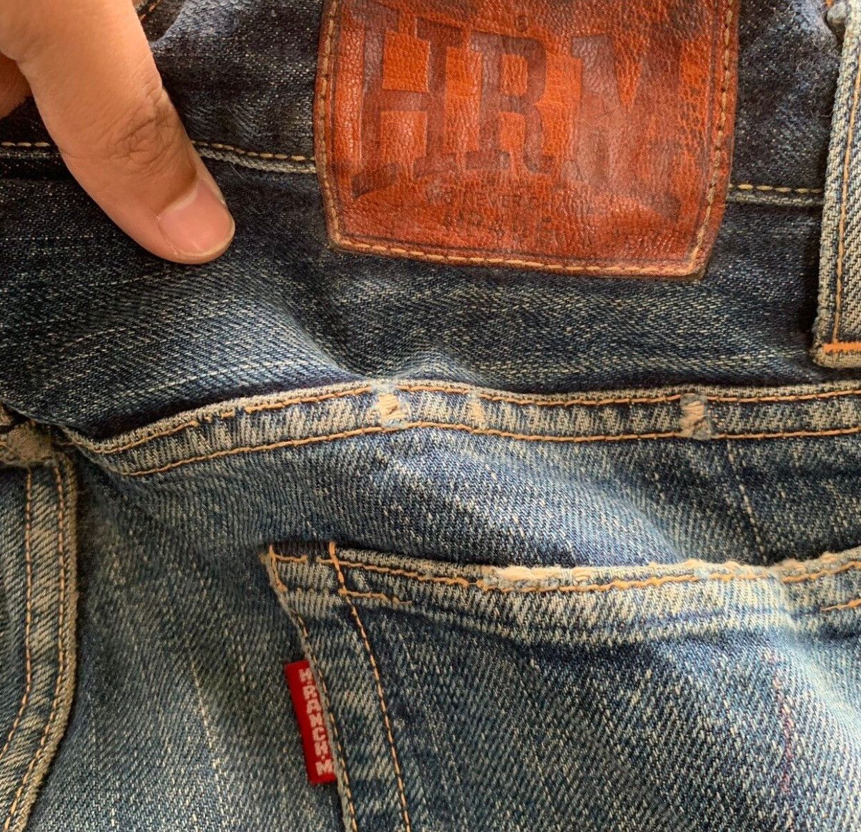 Japanese Brand HRM Indigo Selvedge Red Line Distressed Jeans Denim Size US 32 / EU 48 - 7 Thumbnail