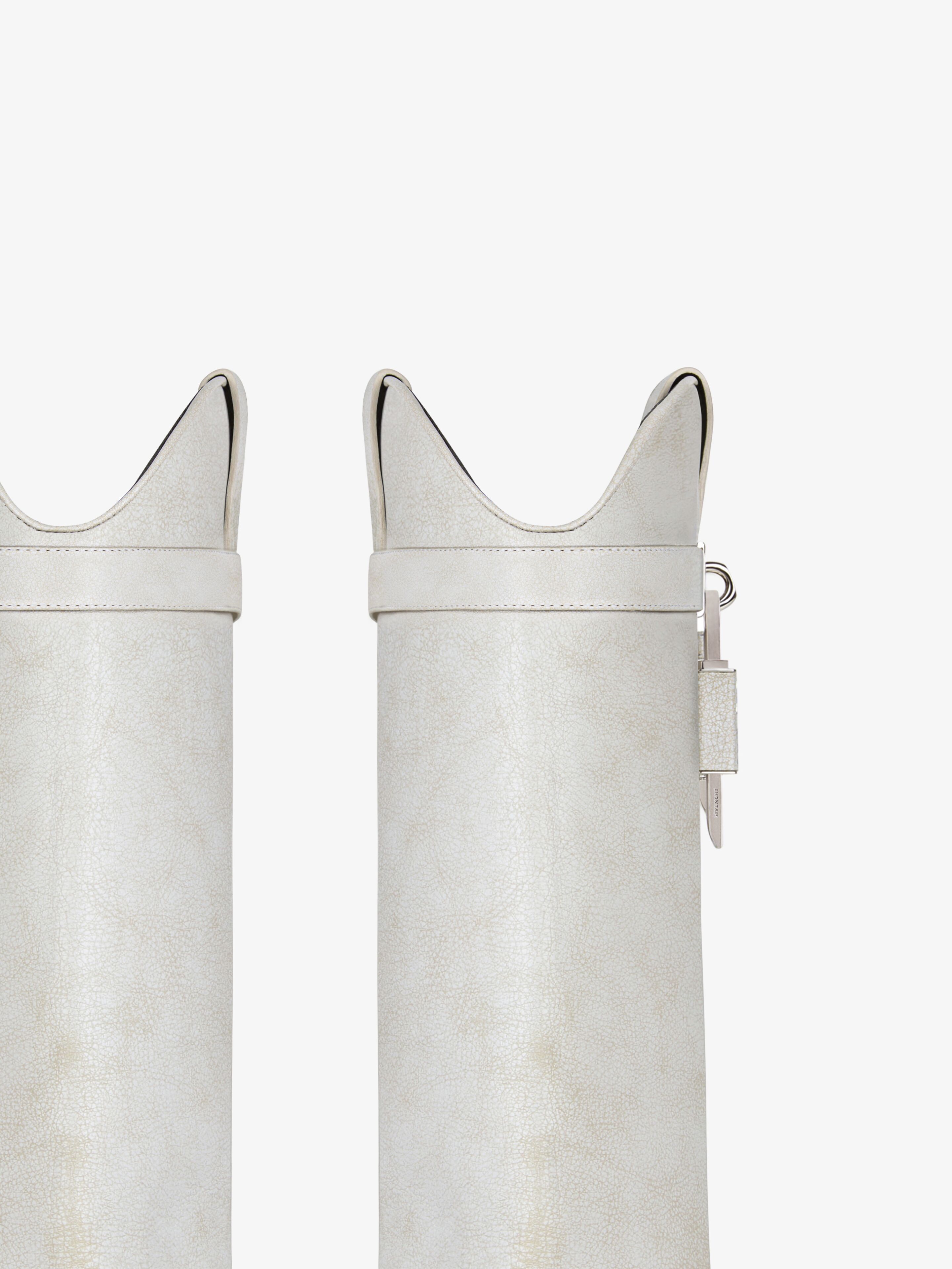 Givenchy o1w1db10525 Shark Lock Cowboy Ankle Boots in White Size US 9 / IT 39 - 5 Thumbnail