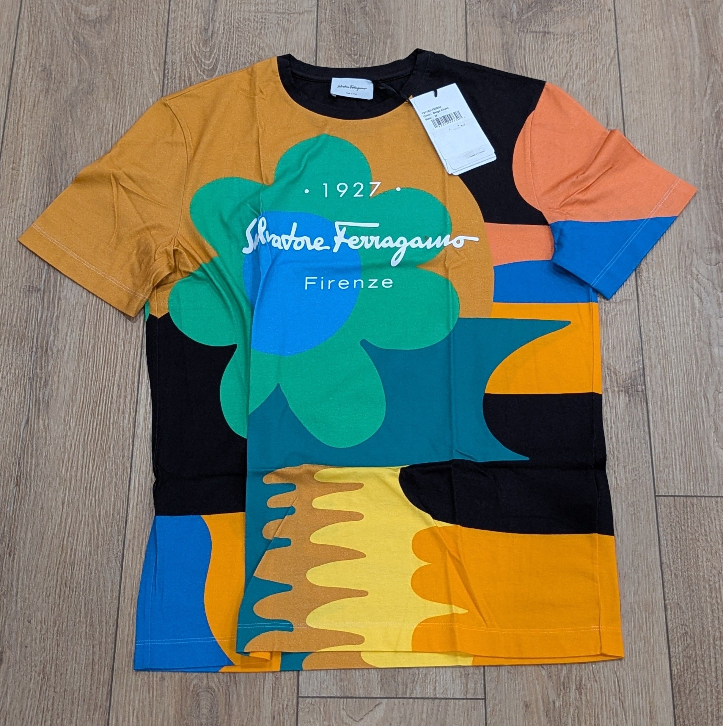 Salvatore Ferragamo Salvatore Ferragamo Graphic T-Shirt Green Multi Medium Size US M / EU 48-50 / 2 - 1 Thumbnail