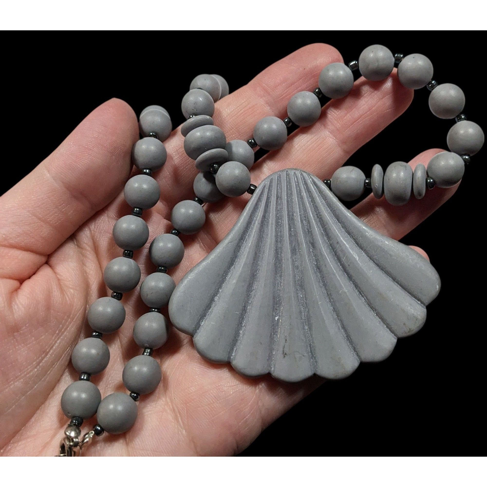 Other Vintage Greys Mermaidcore Beaded Pendant Necklace Size ONE SIZE - 3 Thumbnail
