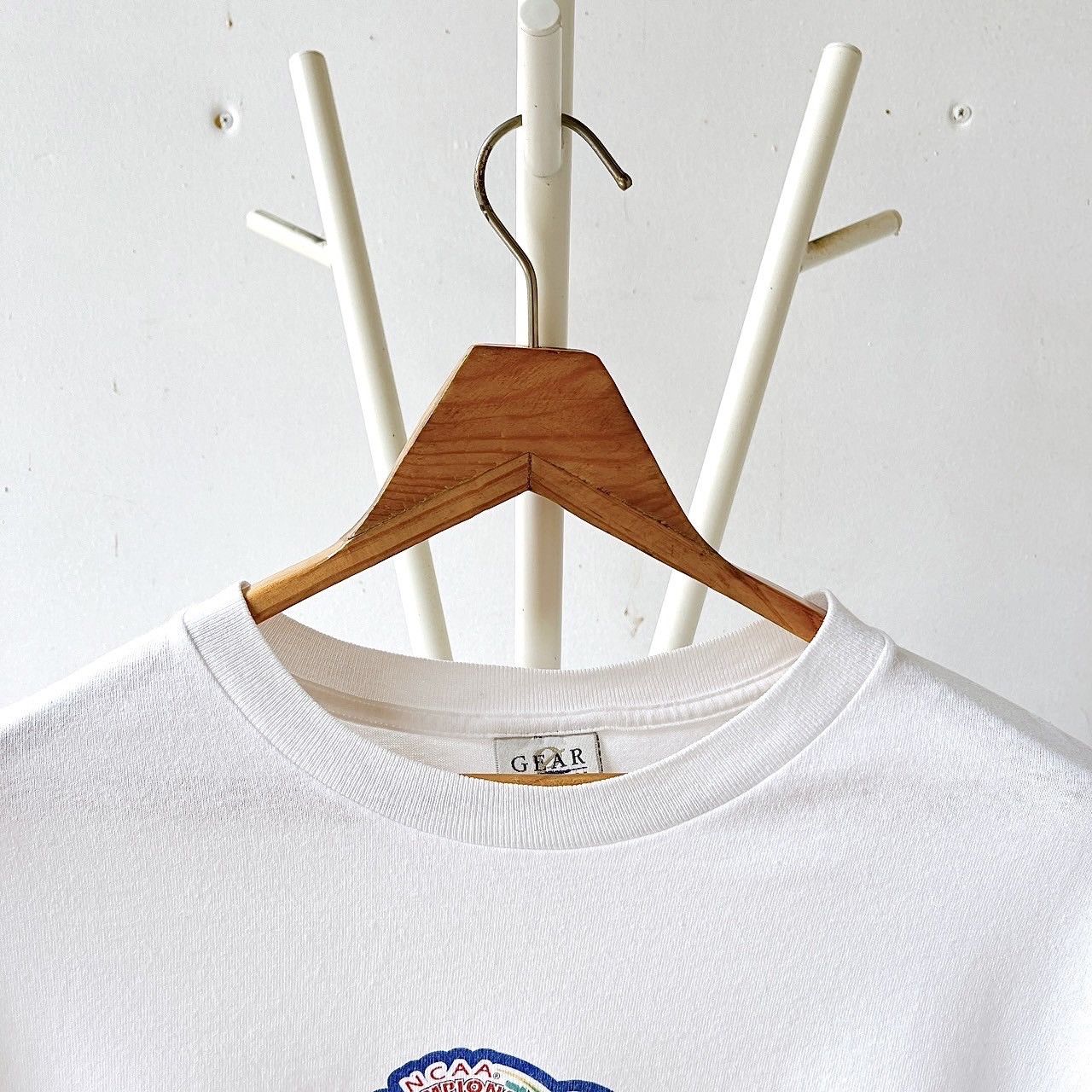 Vintage 90s NCAA Ice Hockey West Regional t-shirt/ XL Size US XL / EU 56 / 4 - 2 Thumbnail