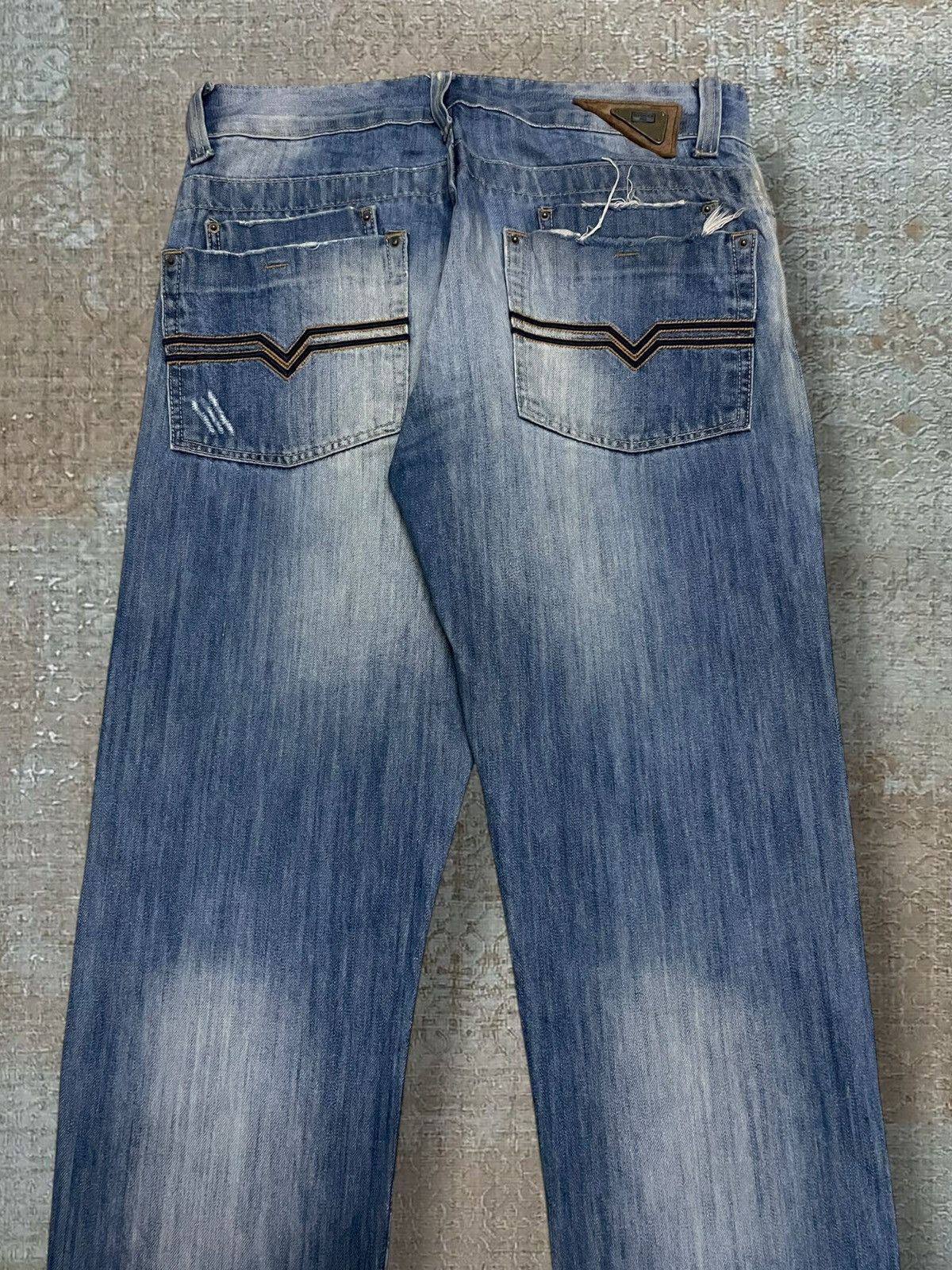 Japanese Brand Vintage 1990s Designer Republica Distressed Mudwash Denim Size US 31 - 12 Thumbnail
