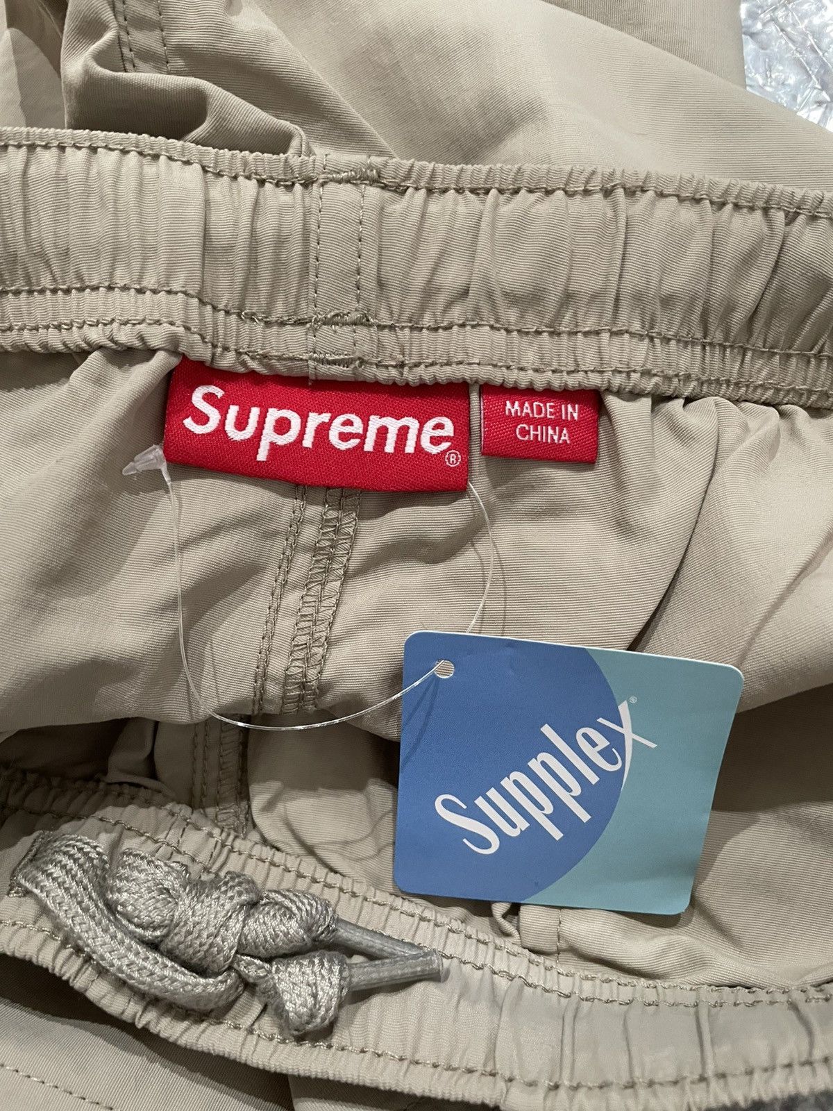 Supreme Supreme Warm Up Pant SS22 (Small) Size US 30 / EU 46 - 6 Thumbnail