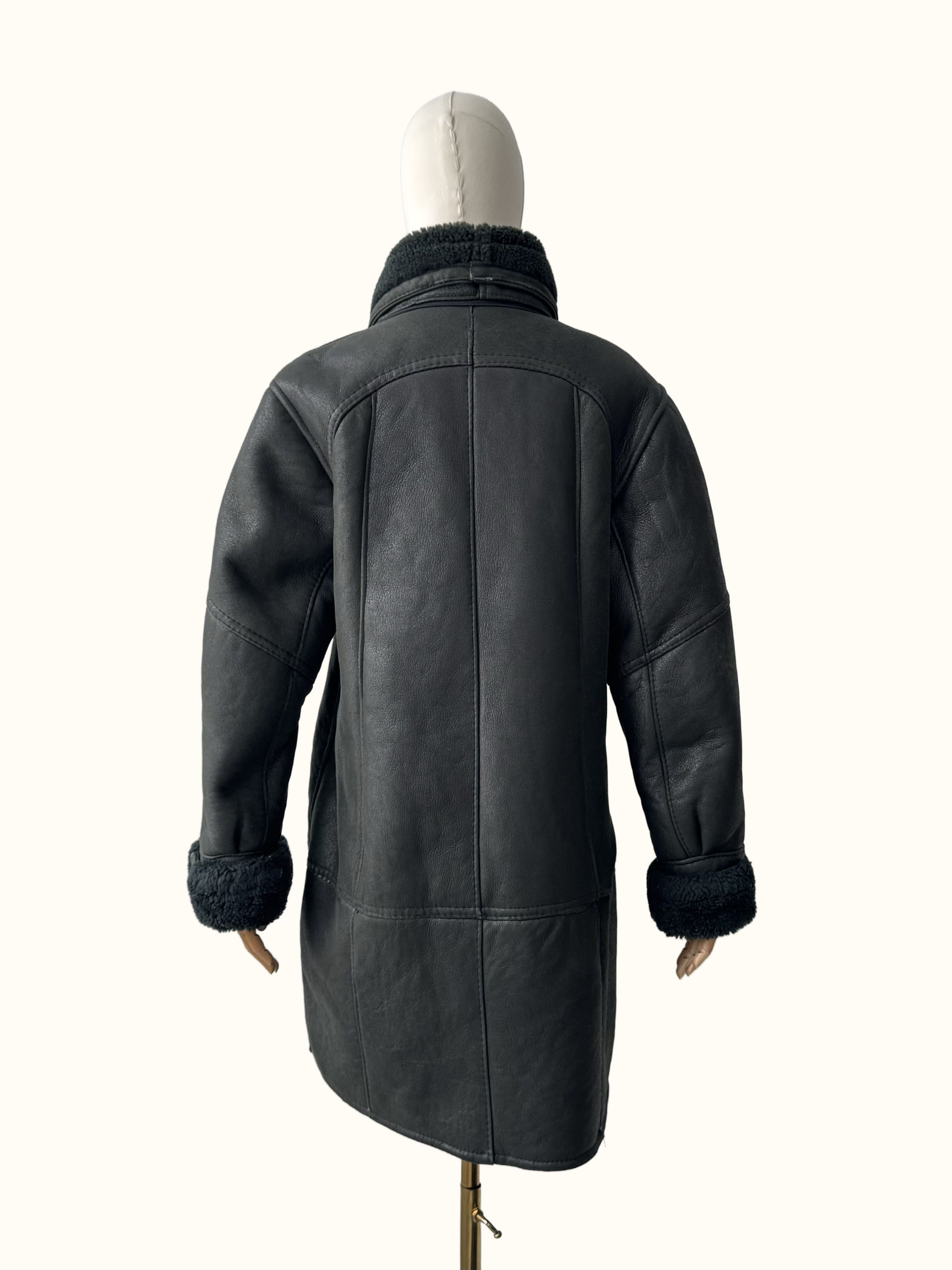 Vintage Vintage Real Sheepskin Coat (B250)D15E2 Size XL / US 12-14 / IT 48-50 - 4 Thumbnail