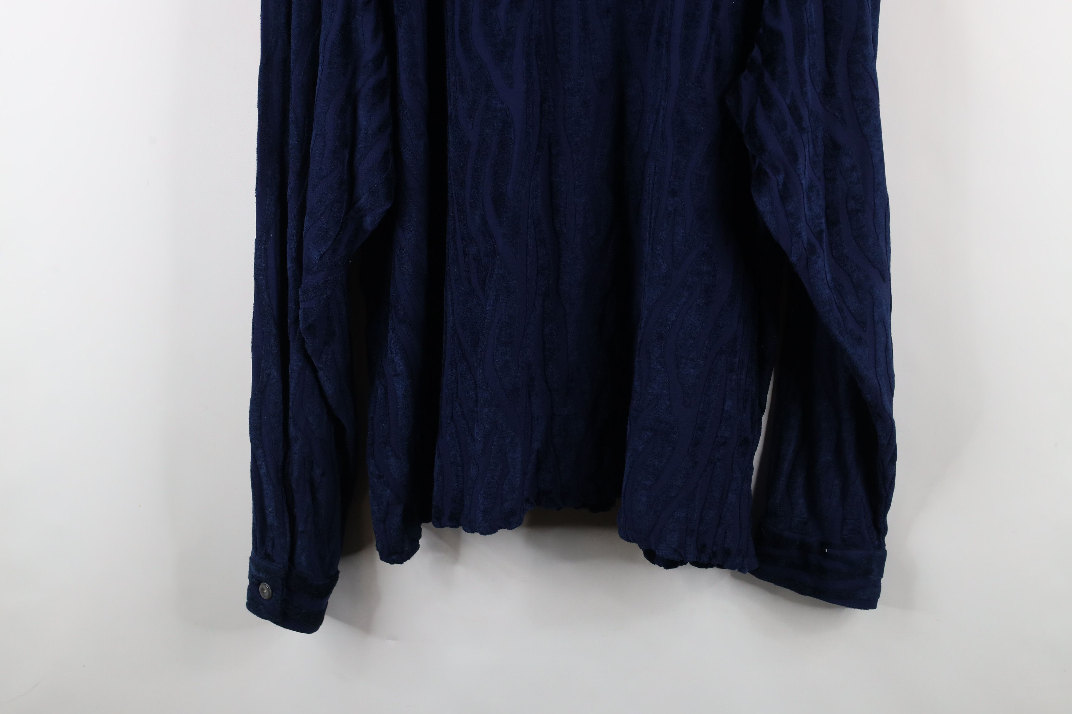 Vintage Vintage 90s Streetwear EDM Rave Collared Button Shirt Blue Size US XL / EU 56 / 4 - 10 Thumbnail