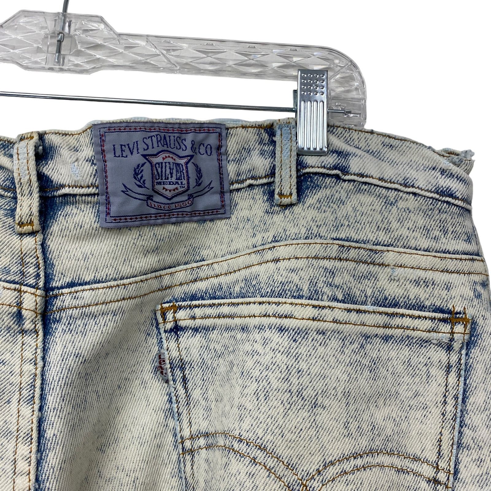 Levi's Vintage Levis Silver Medal Light Acid Wash Distressed Jeans Size 38" / US 16 / IT 52 - 3 Thumbnail