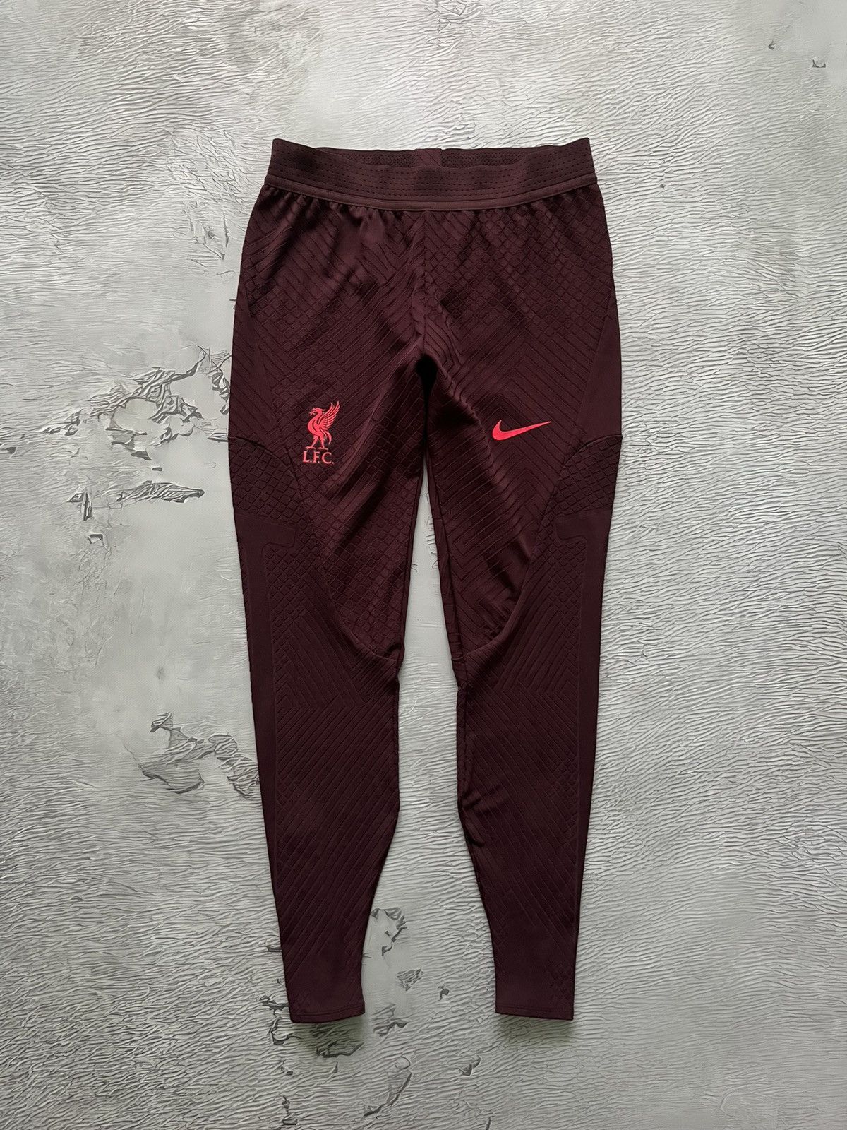 Nike Nike Liverpool FC 22/23 Strike Elite Pants - Claret Size US 30 / EU 46 - 1 Thumbnail