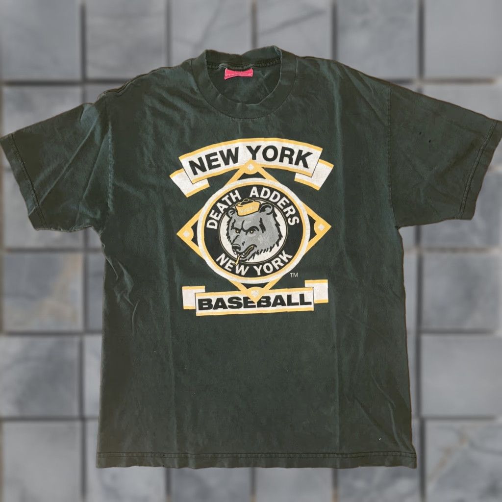 Vintage Mishka Death Adders T-Shirt Men L Green 21x28 Size US L / EU 52-54 / 3 - 1 Thumbnail