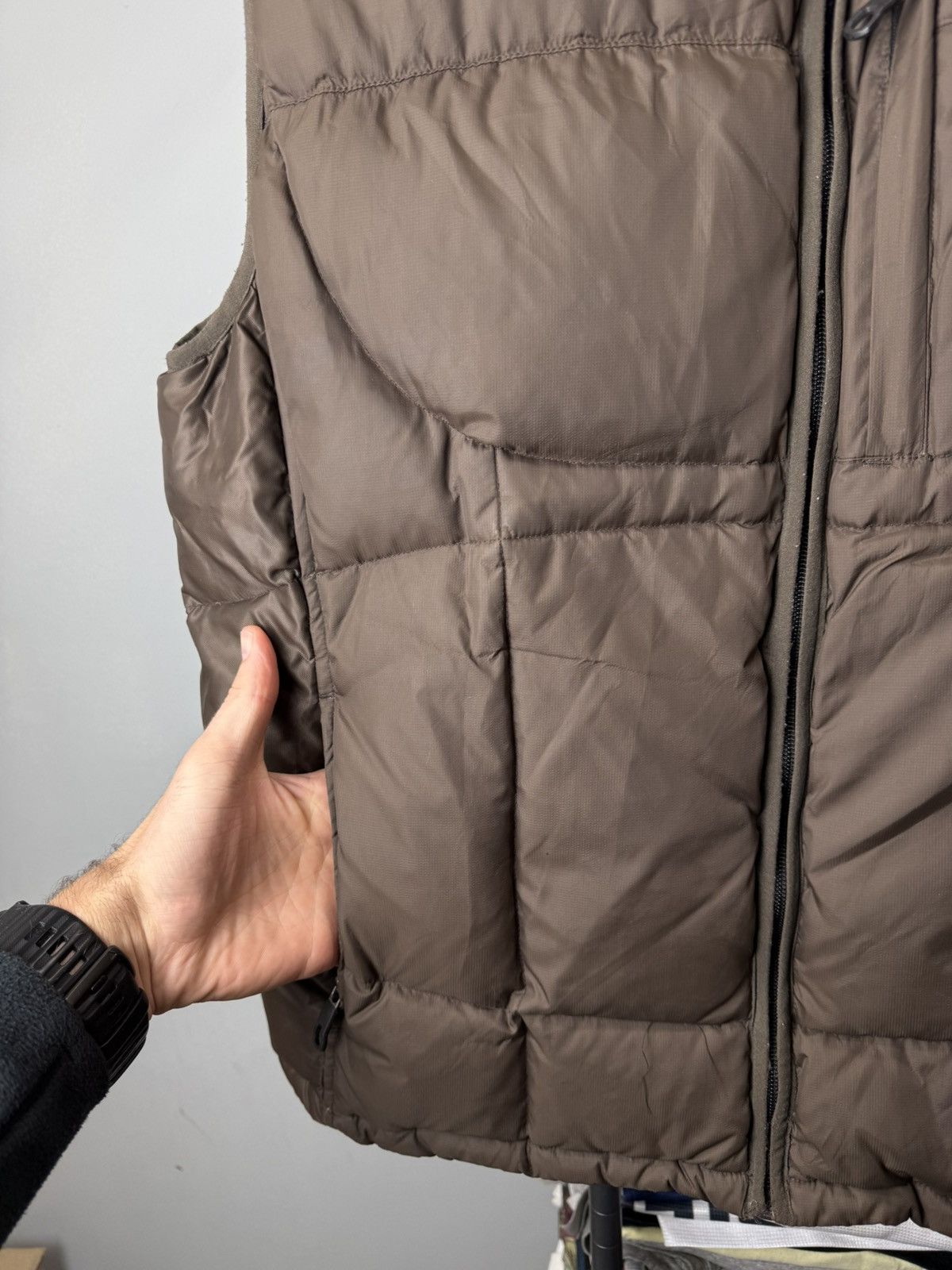 Gap Streetwear Gap Brown Puffer Vest Travis Scott Style Size US L / EU 52-54 / 3 - 9 Thumbnail