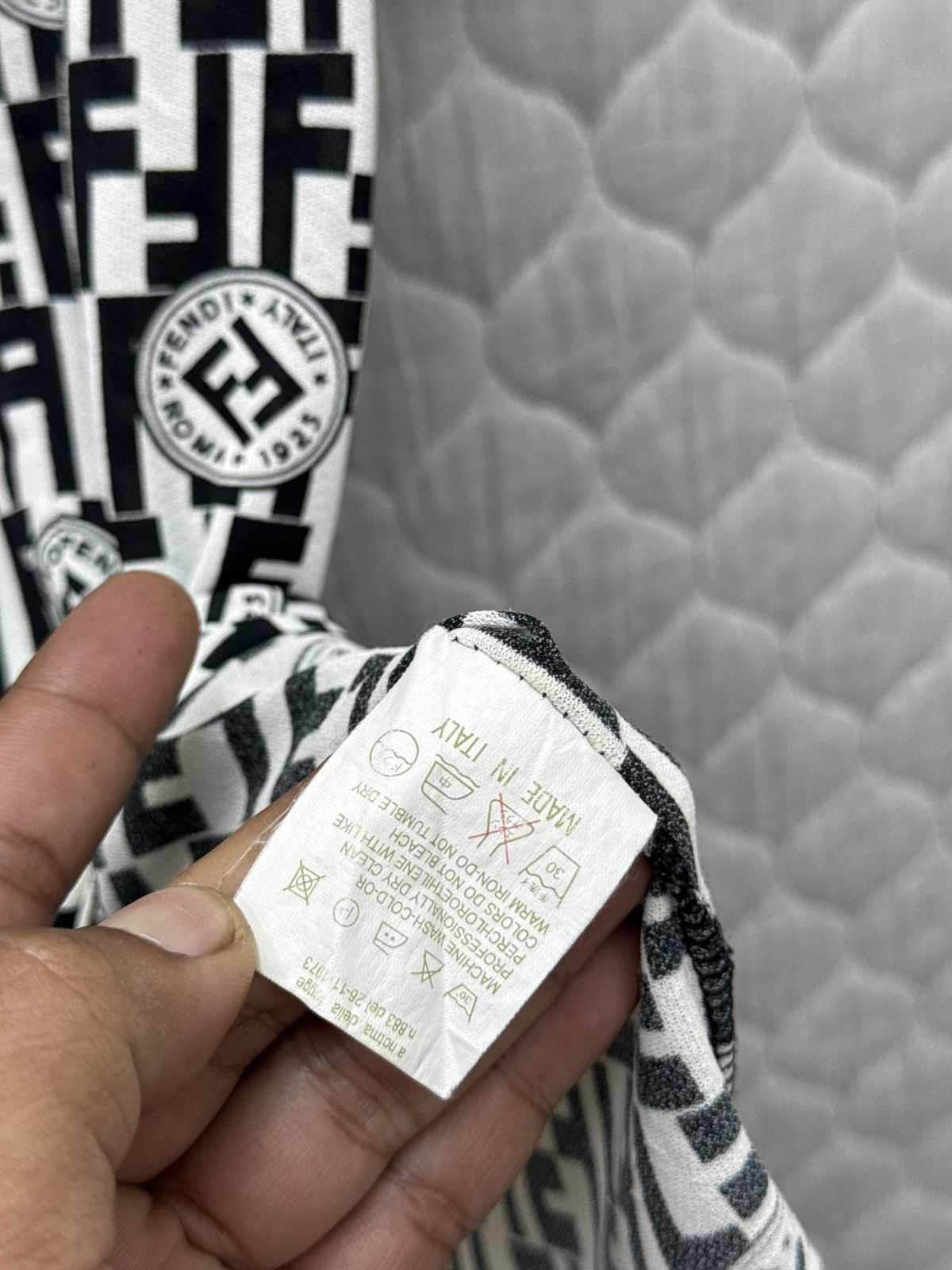 Fendi 🔥🔥🔥ARCHIVE FENDI ZUCCA SHIRTS Size M / US 6-8 / IT 42-44 - 5 Thumbnail