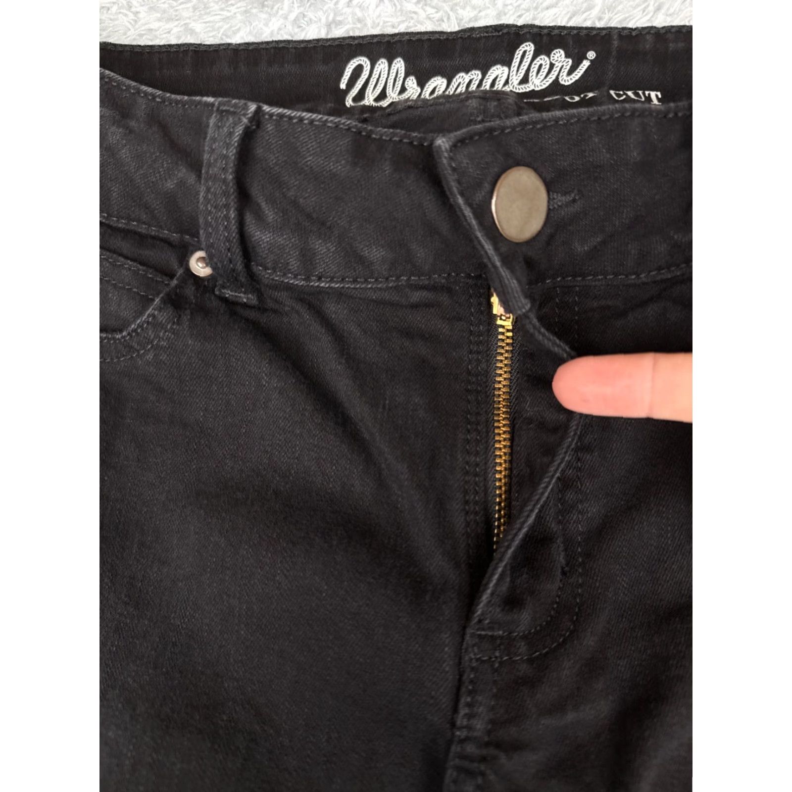 Wrangler Wrangler Jeans Juniors 9 Black Denim Bootcut Cotton Blend Mid Rise Western 29x33 Jeans Womens 90s Retro Western Wrangler Retro Wearnt Size 30" / US 8 / IT 44 - 5 Thumbnail