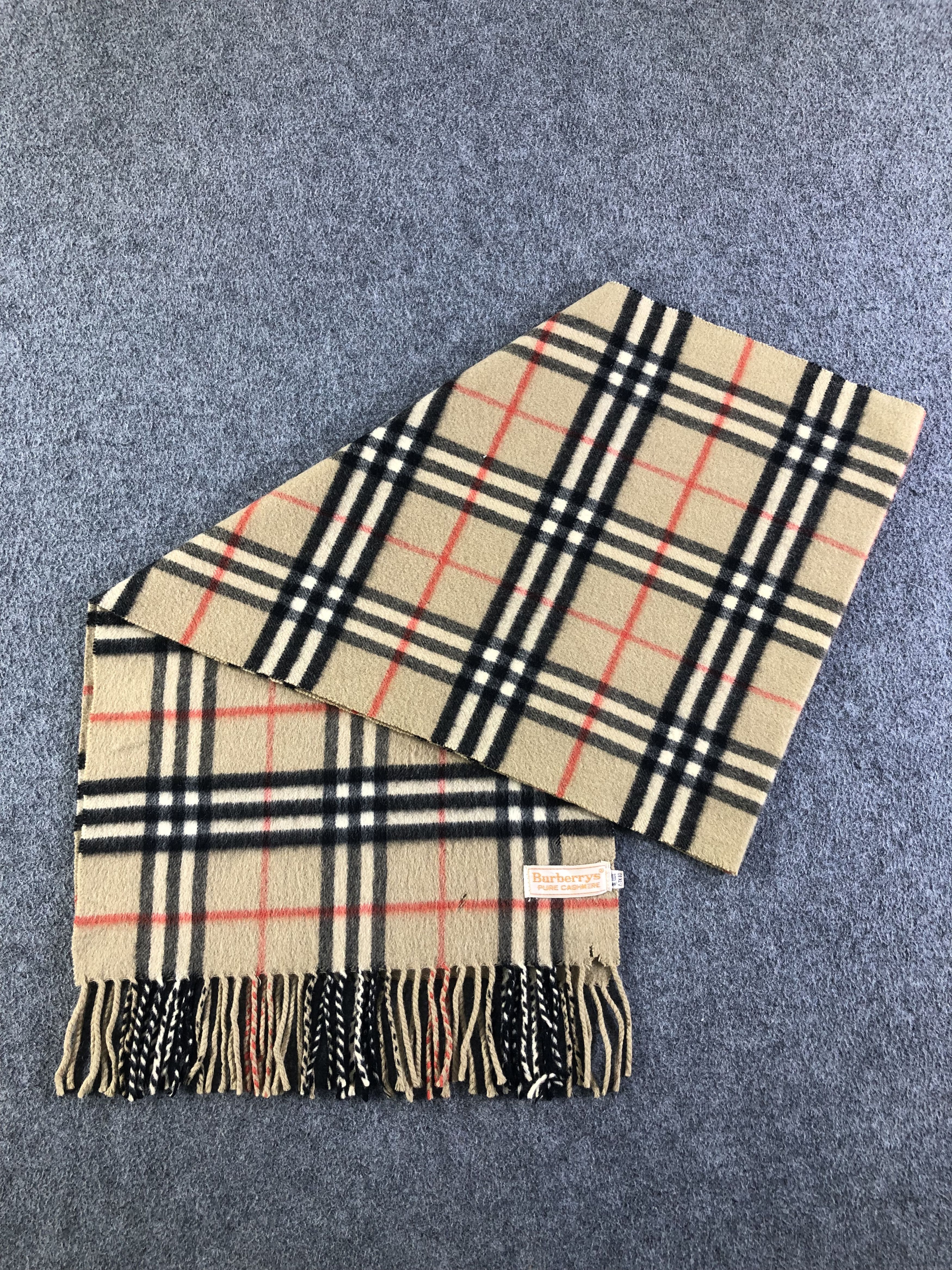 Burberry Burberrys Pure Cashmere Scarf / Muffler / Neckwear SS1216 Size ONE SIZE - 7 Thumbnail