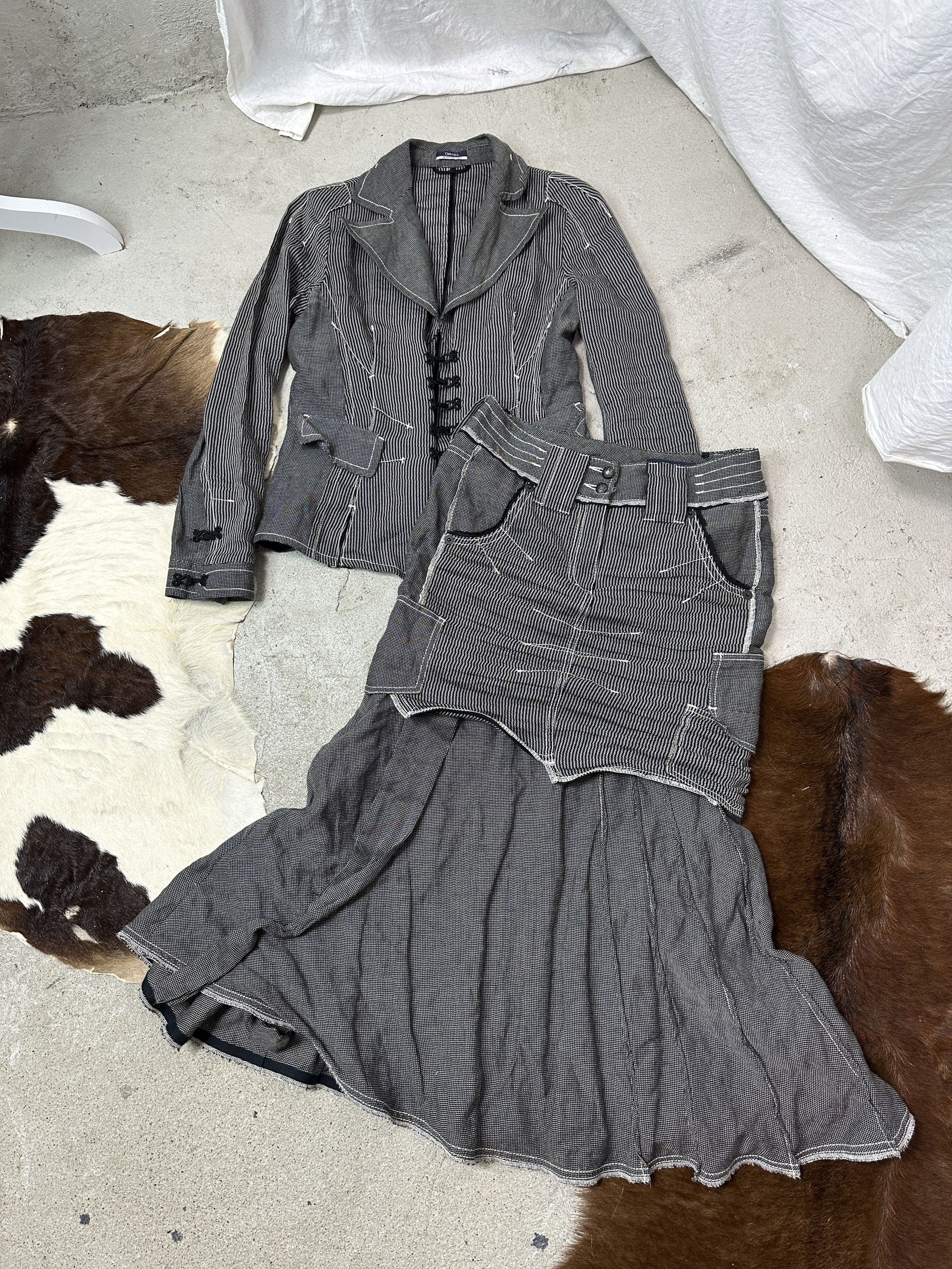 Vintage Vintage Old School Striped Blazer Asymmetrical Skirt Set 90s Size 25" / US 0 / IT 36 - 9 Thumbnail