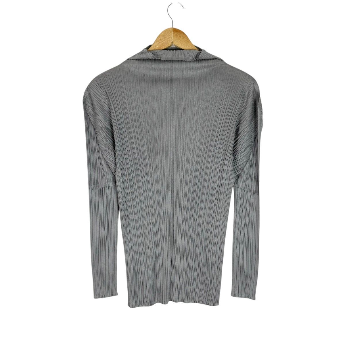 Issey Miyake × Pleats Please Issey Miyake ⚡️PLEATS PLEASE IS MOCK NECk LONG SLEEVE Size M / US 6-8 / IT 42-44 - 7 Thumbnail